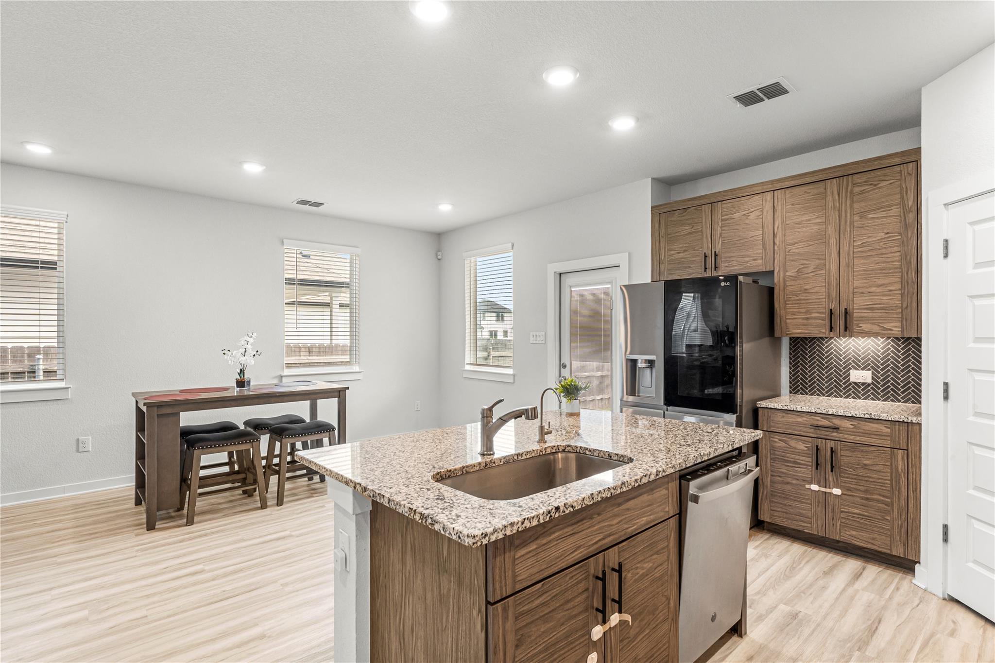 221 Banff DR