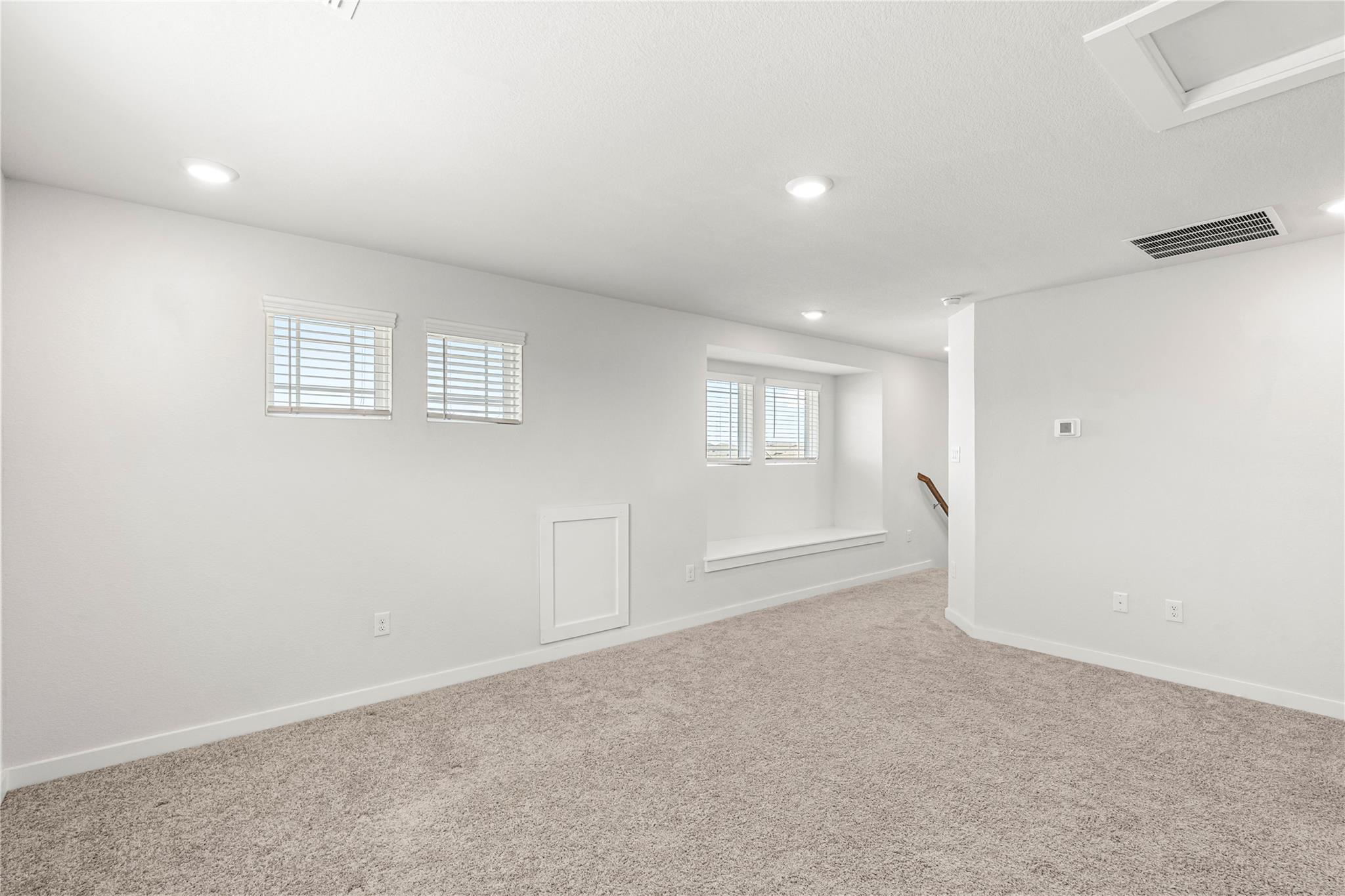 221 Banff DR
