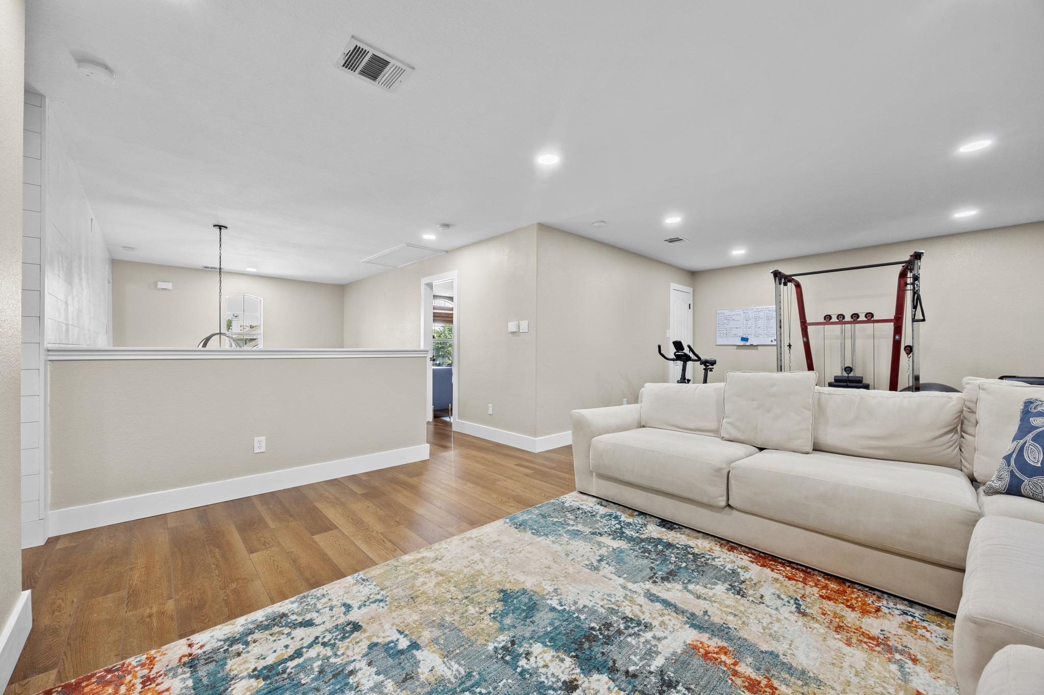 2587 Arbor DR