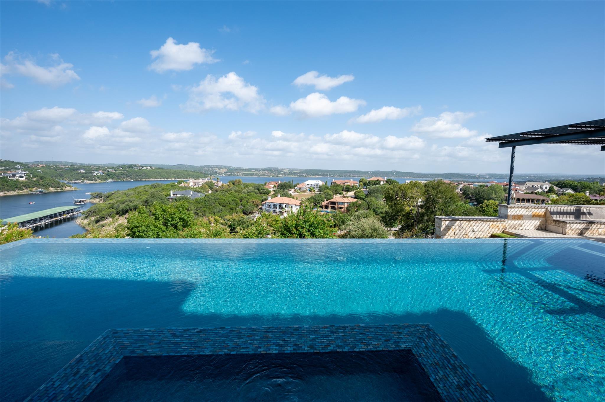 316 Martinique PASS