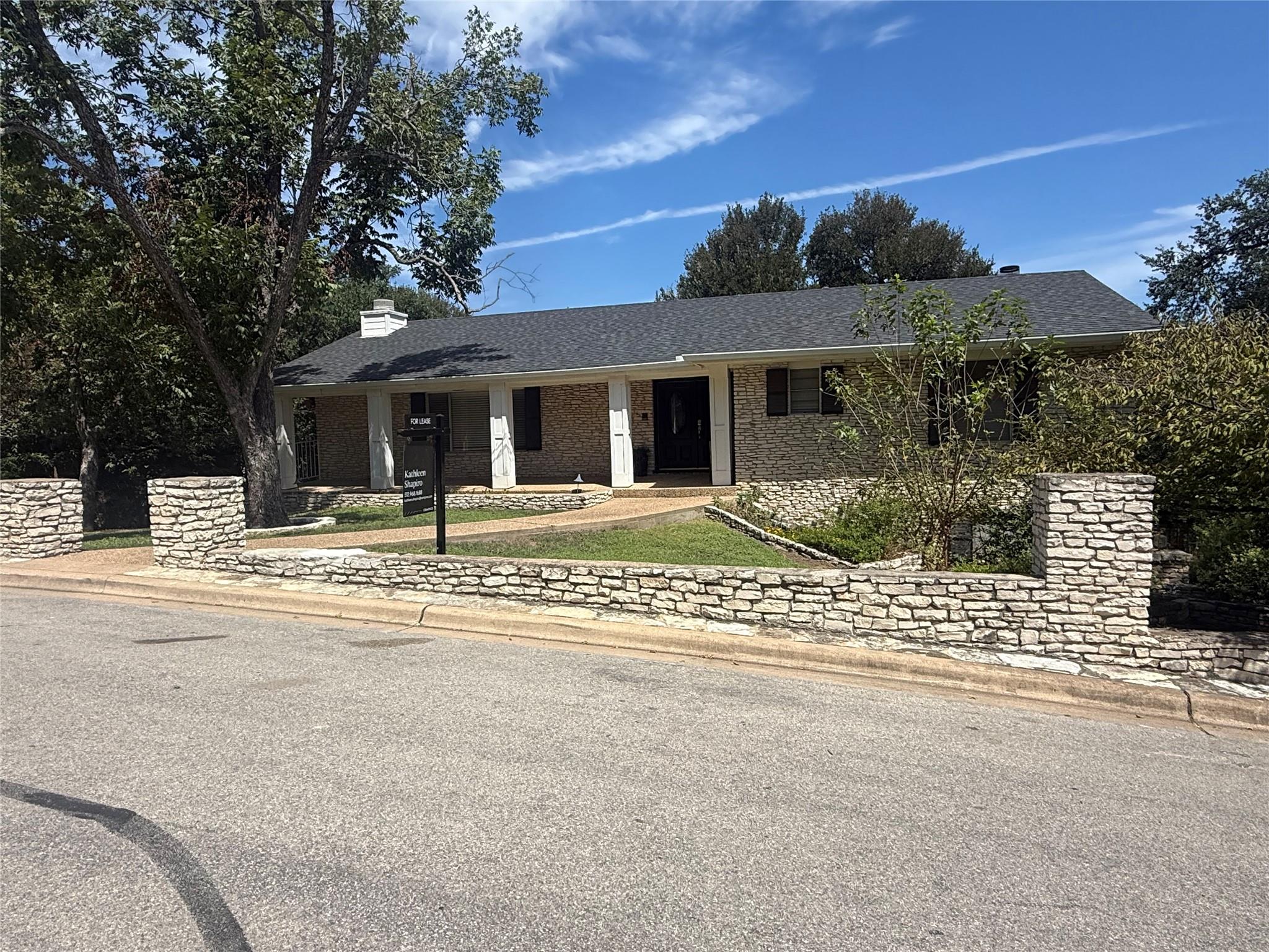 2803 Hubbard CIR