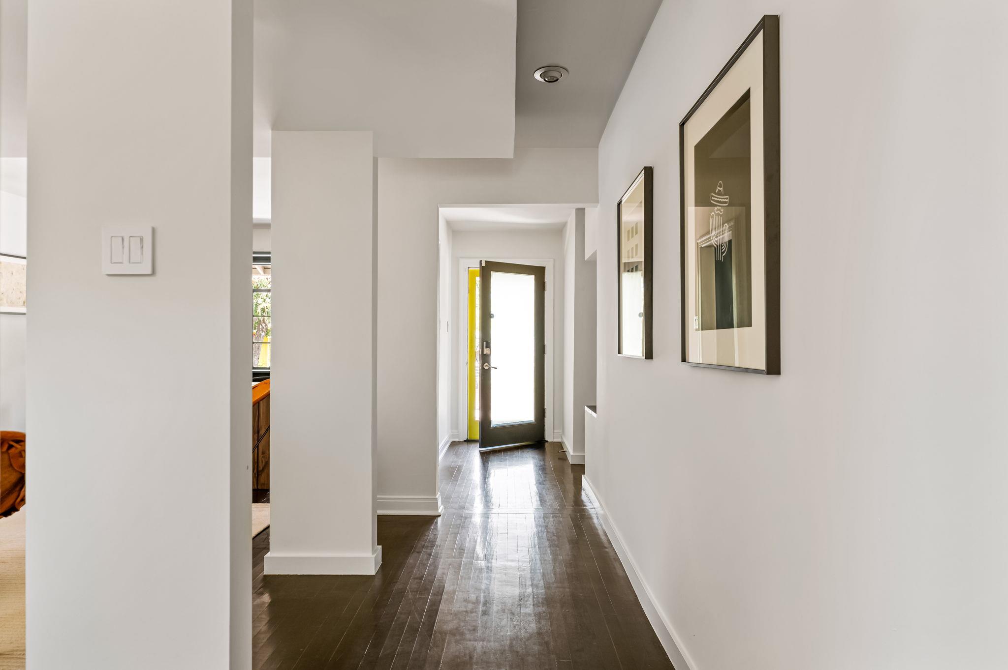 1001 Daniel DR