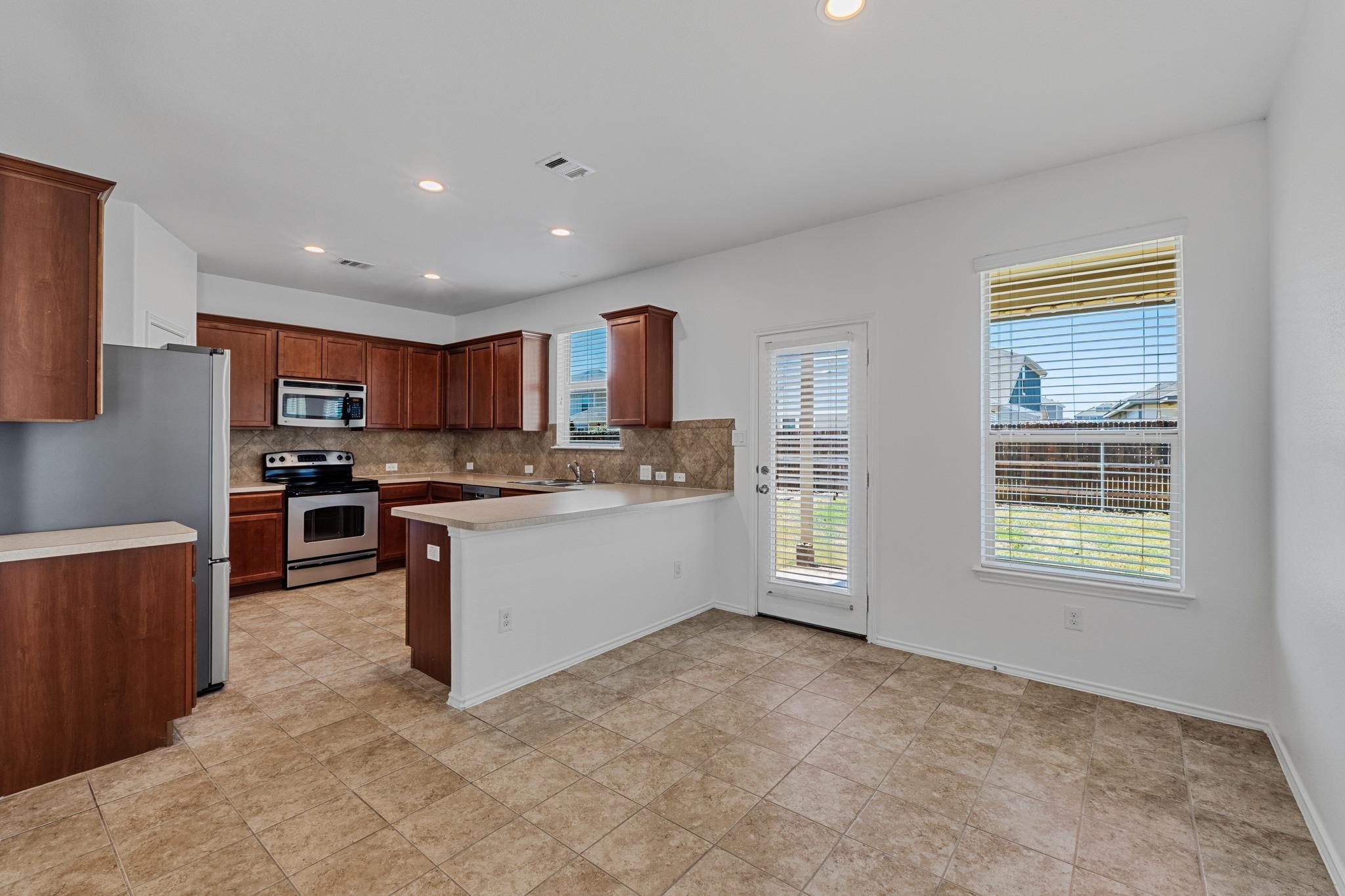 172 Housefinch LOOP