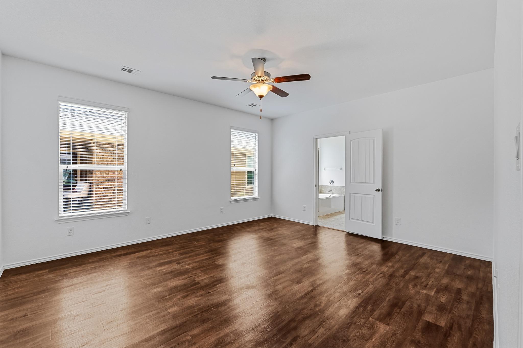 172 Housefinch LOOP