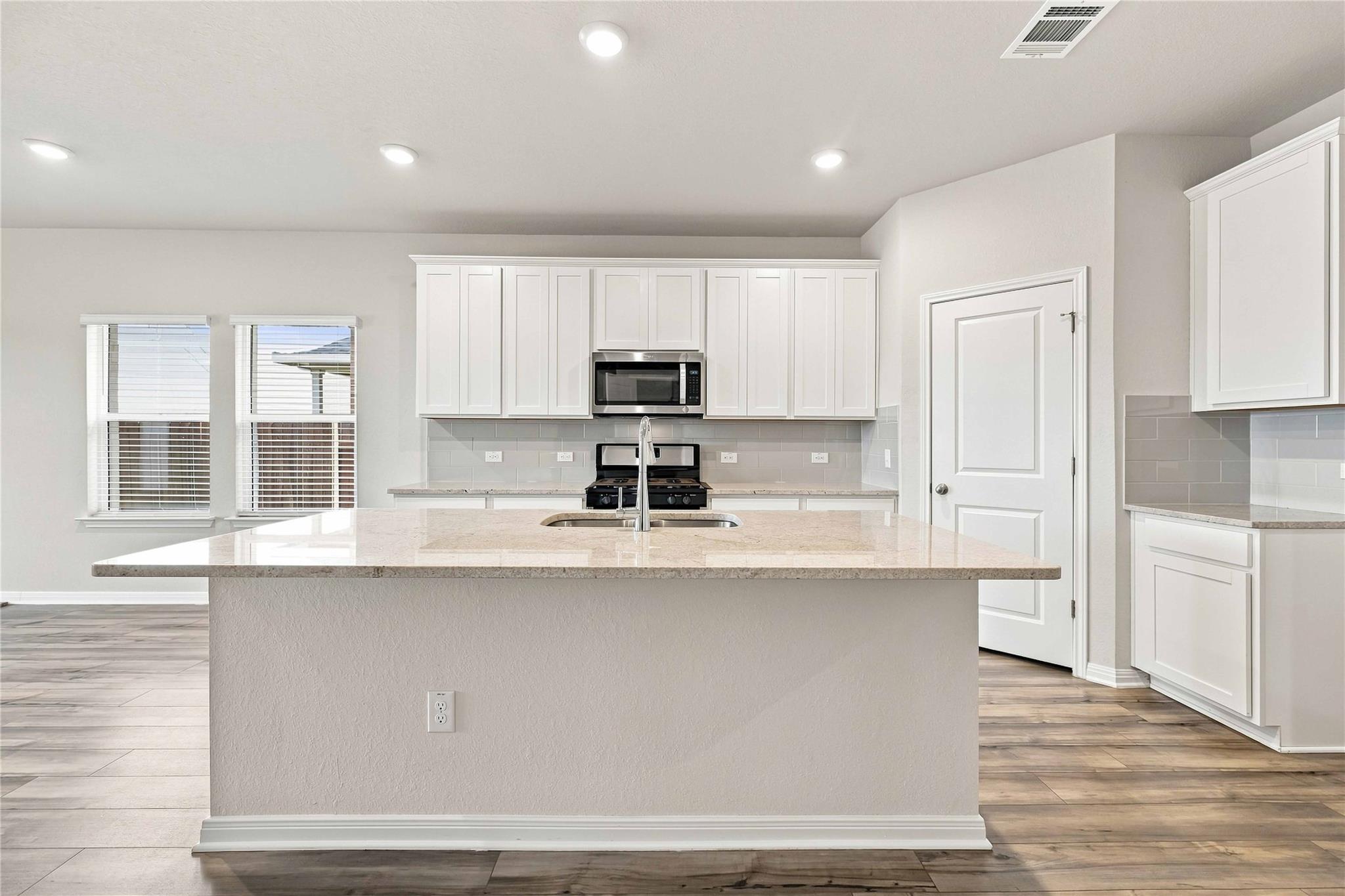 14412 Heartland DR