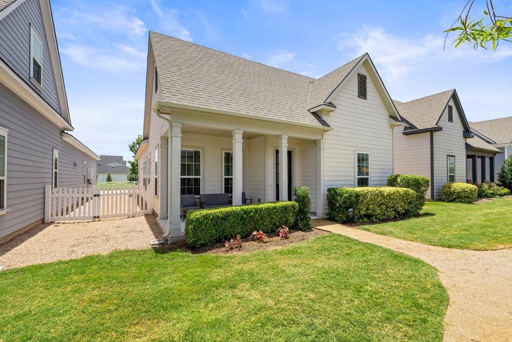 1174 Grant Wood Ave