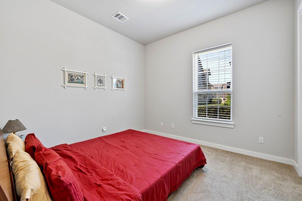 1174 Grant Wood Ave