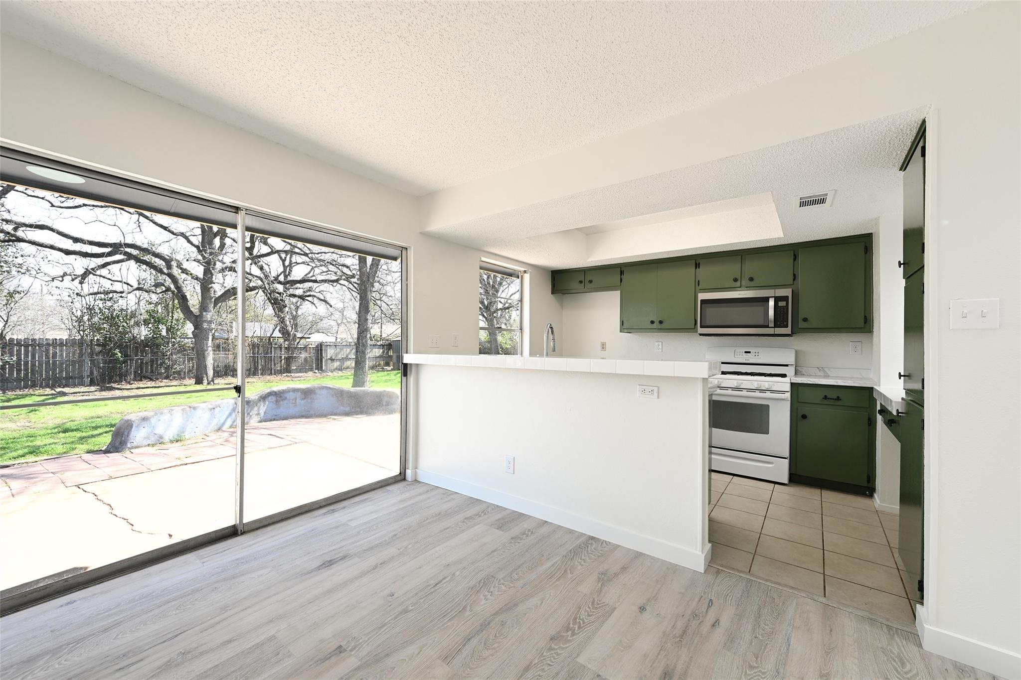 404 Northwood DR