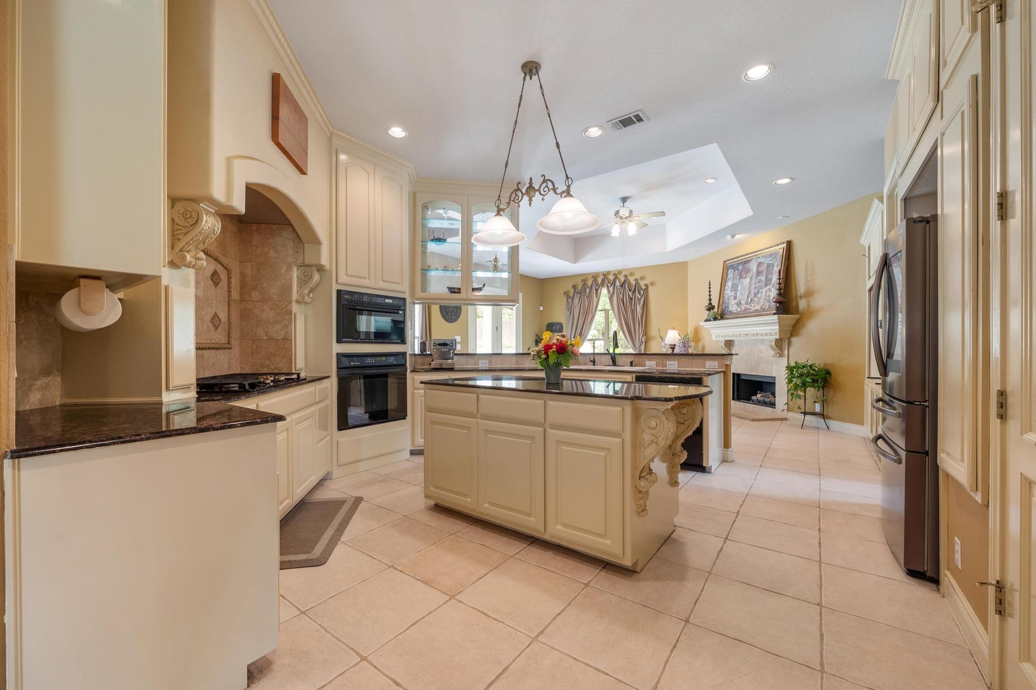 10912 Centennial TRL