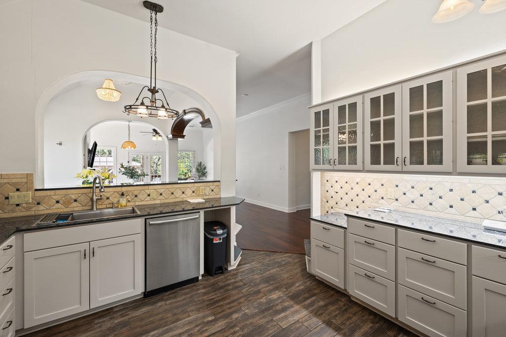2106 Rue De St Germaine