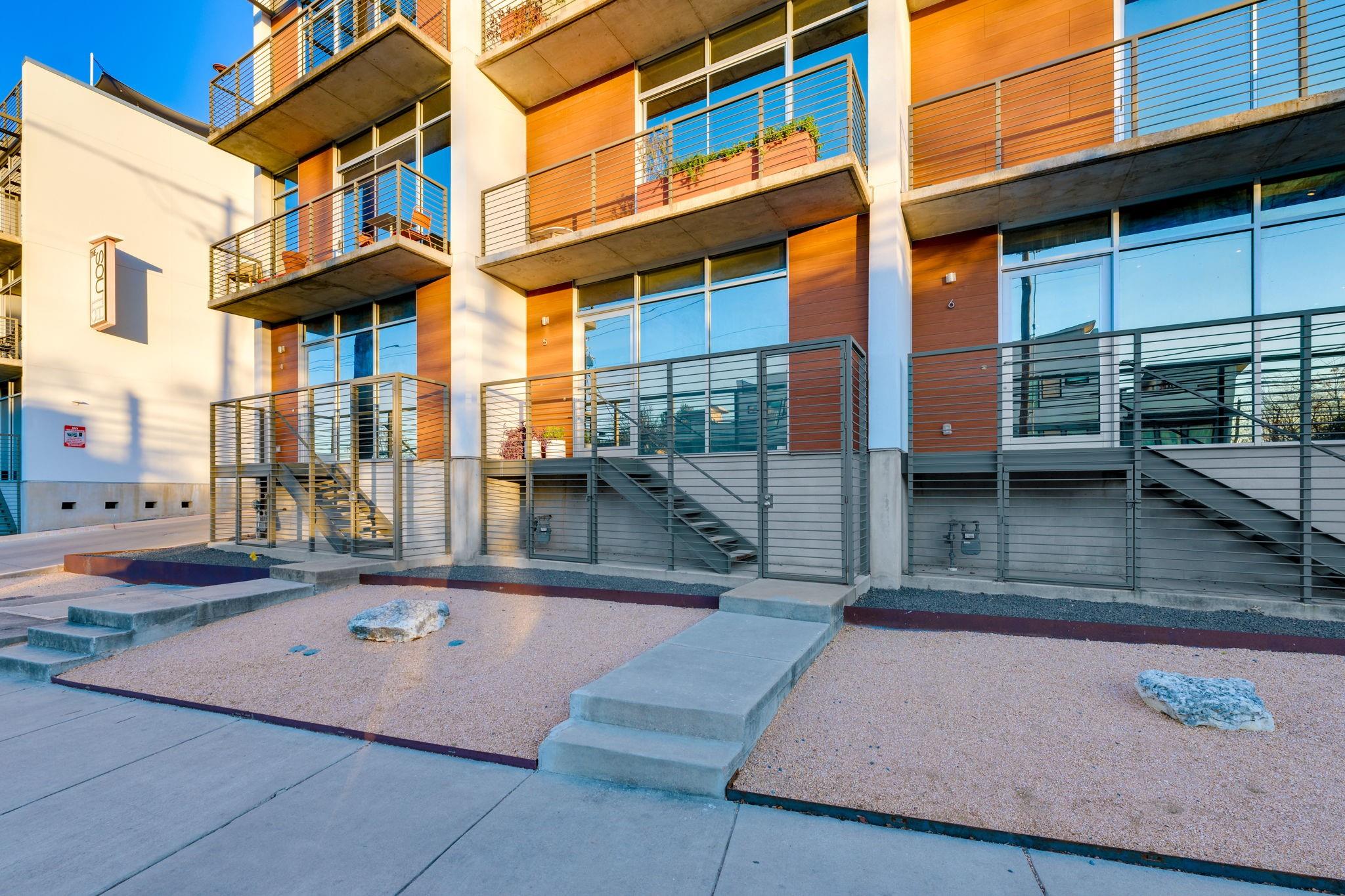 2301 S 5th ST # 5