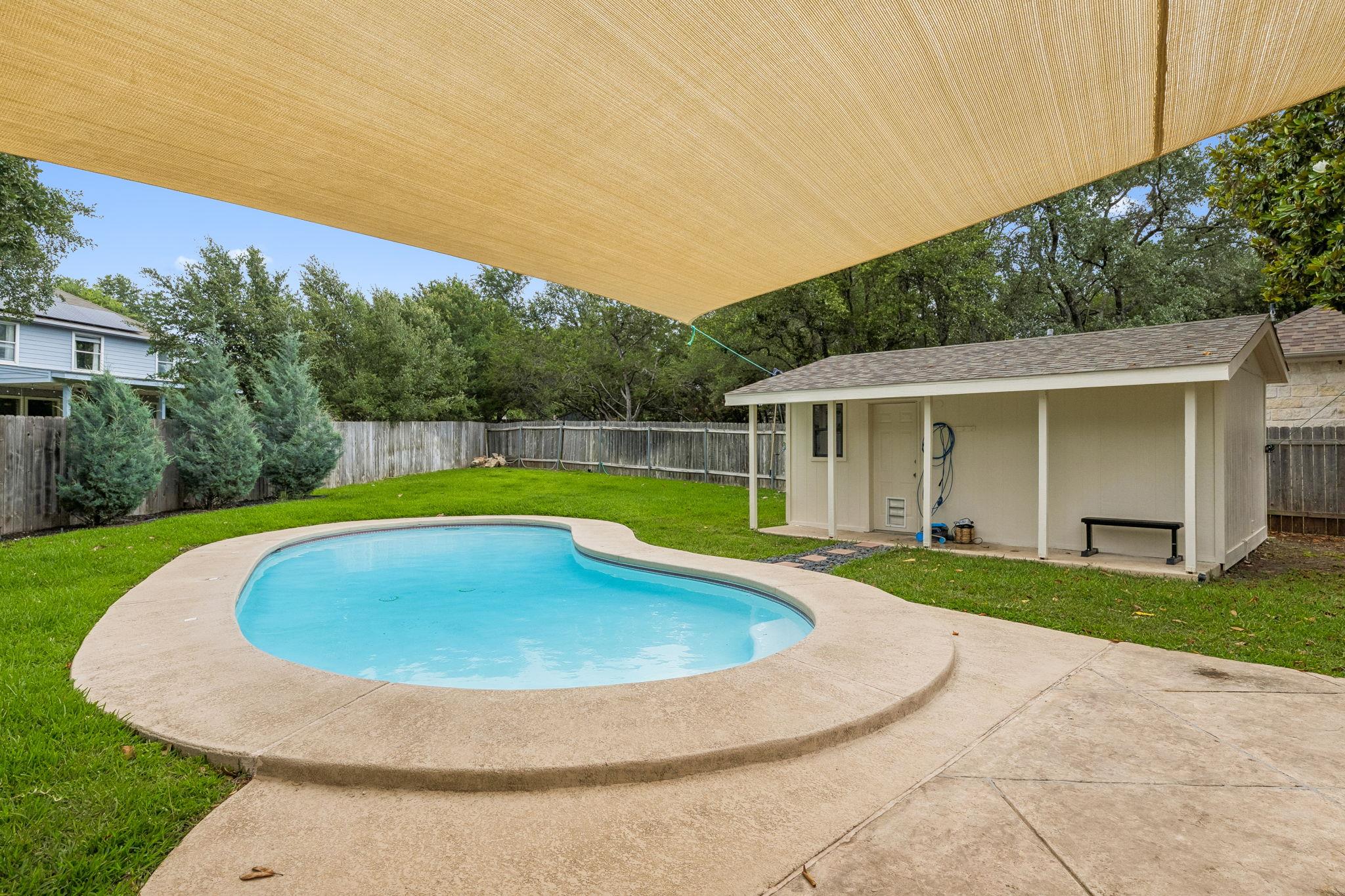 1409 Deer Horn DR