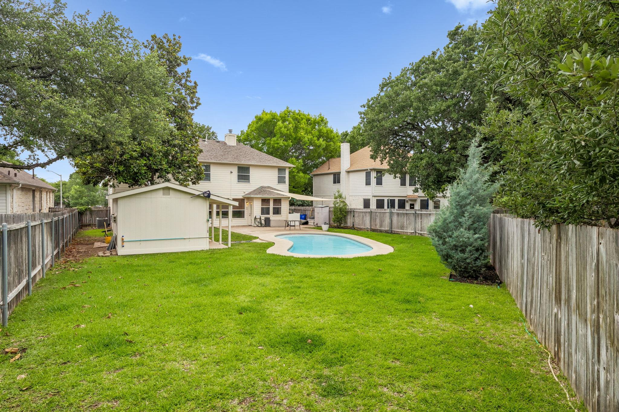1409 Deer Horn DR