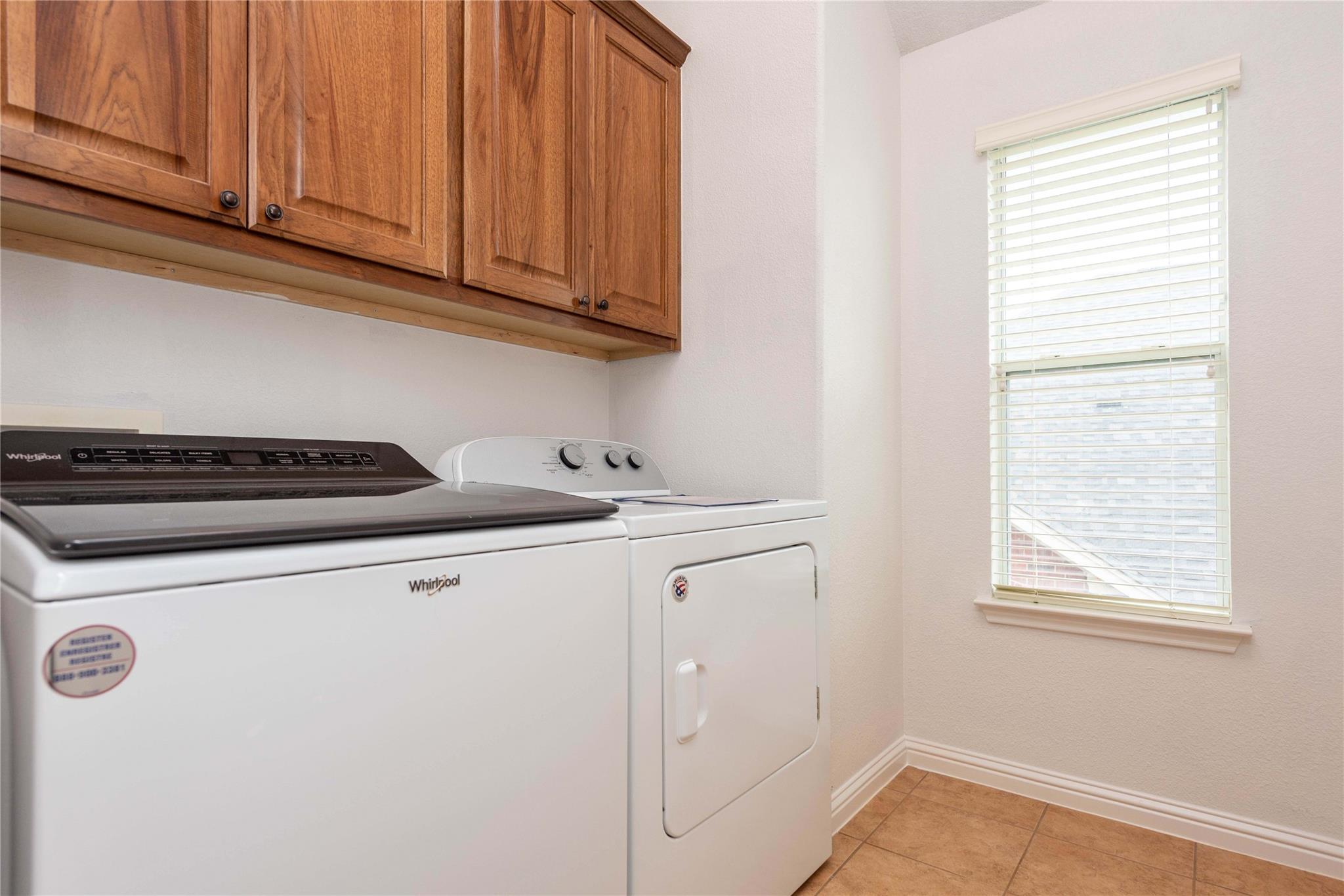 1112 Rowley DR