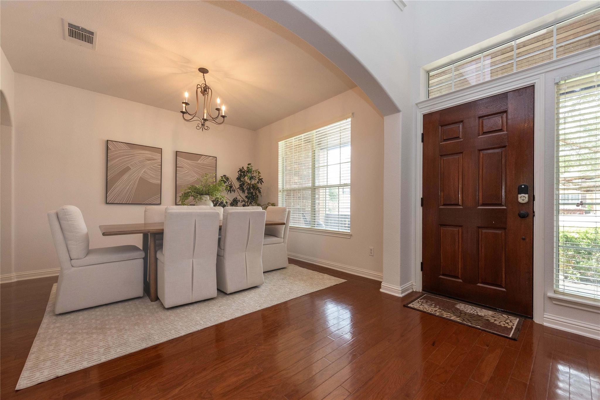 1112 Rowley DR