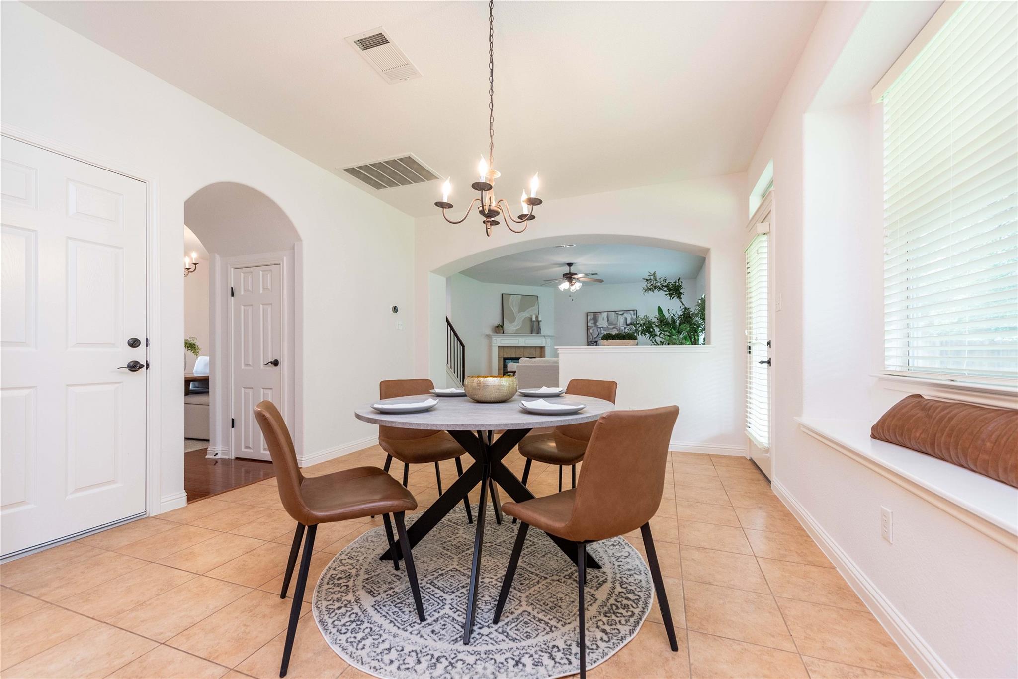 1112 Rowley DR