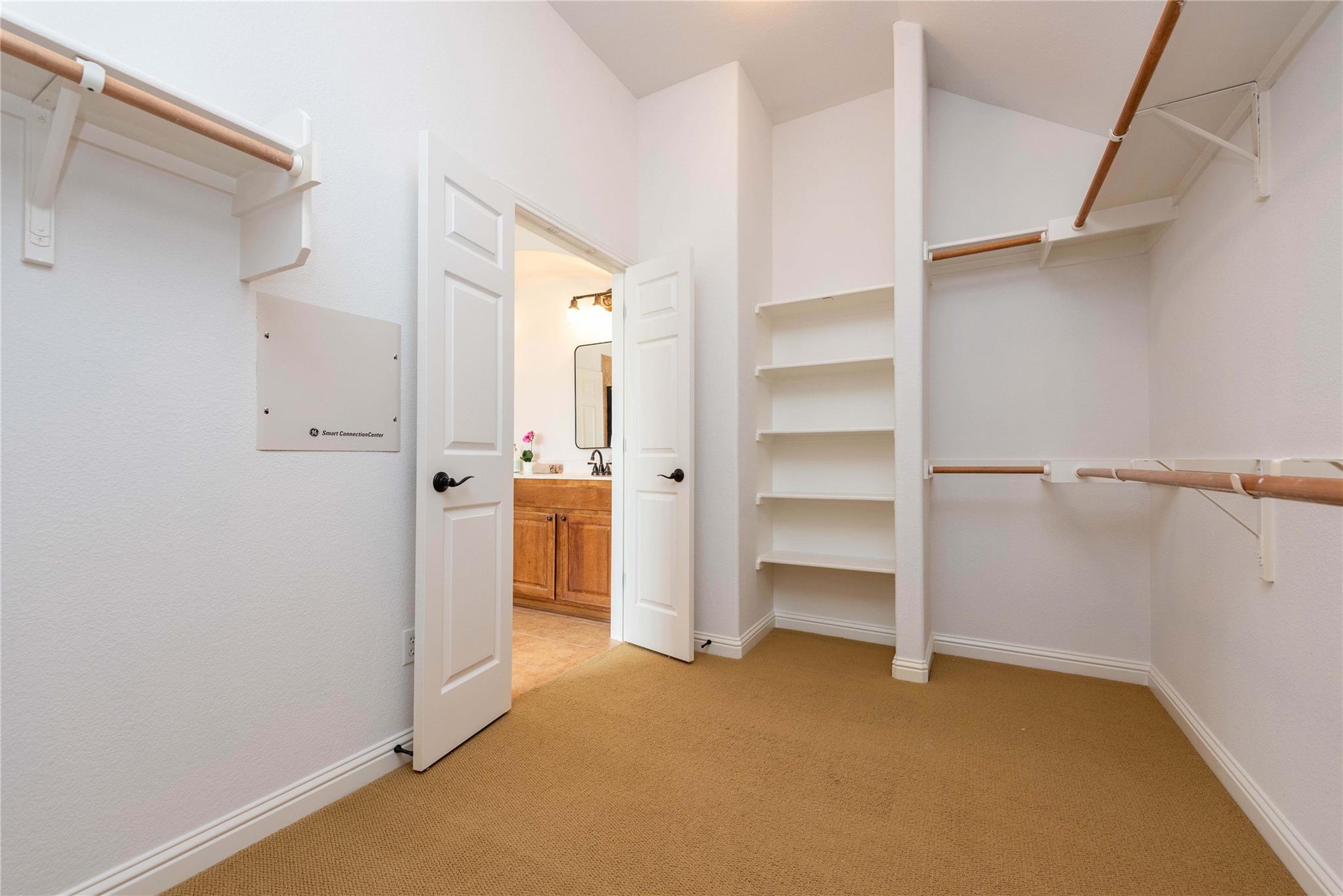 1112 Rowley DR