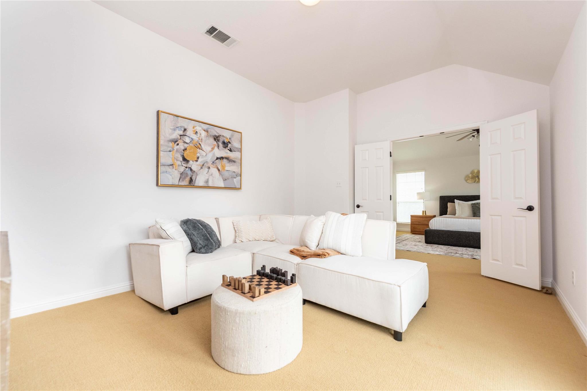 1112 Rowley DR