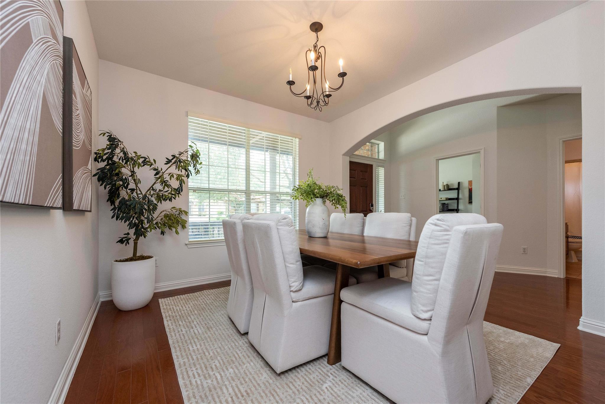 1112 Rowley DR