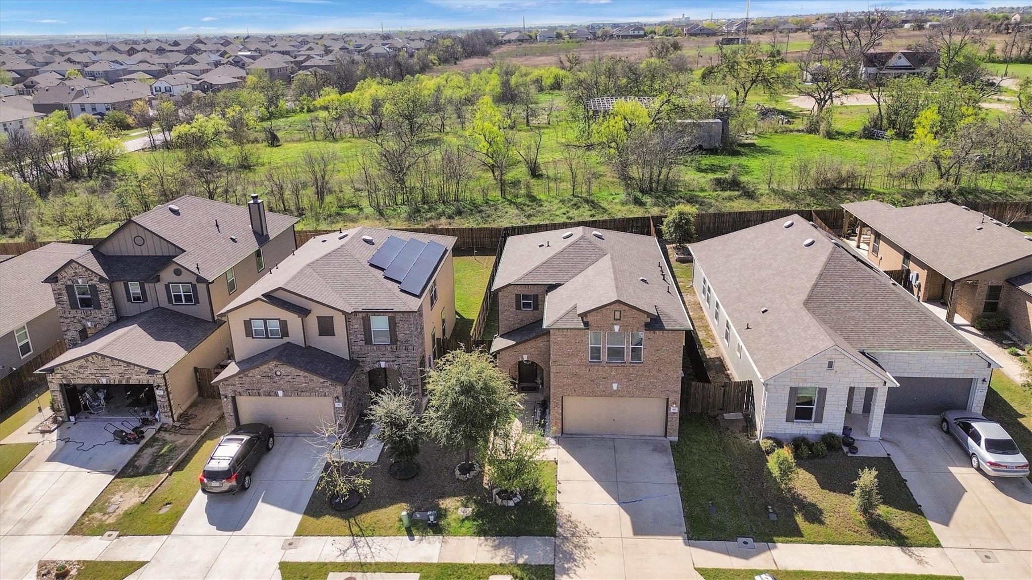 421 Conchillos DR