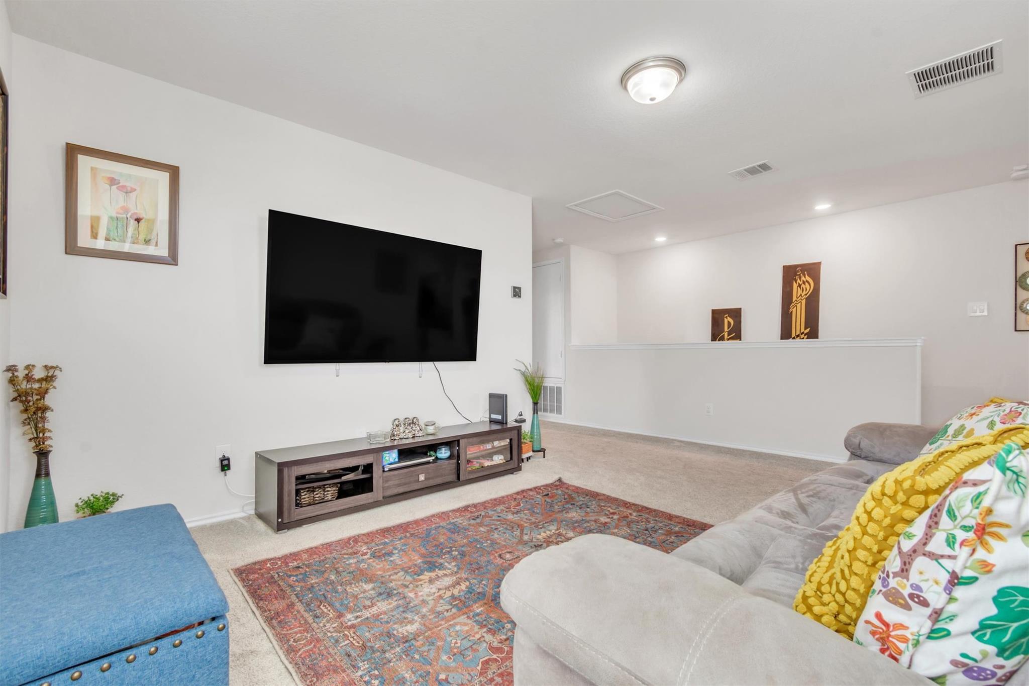 421 Conchillos DR