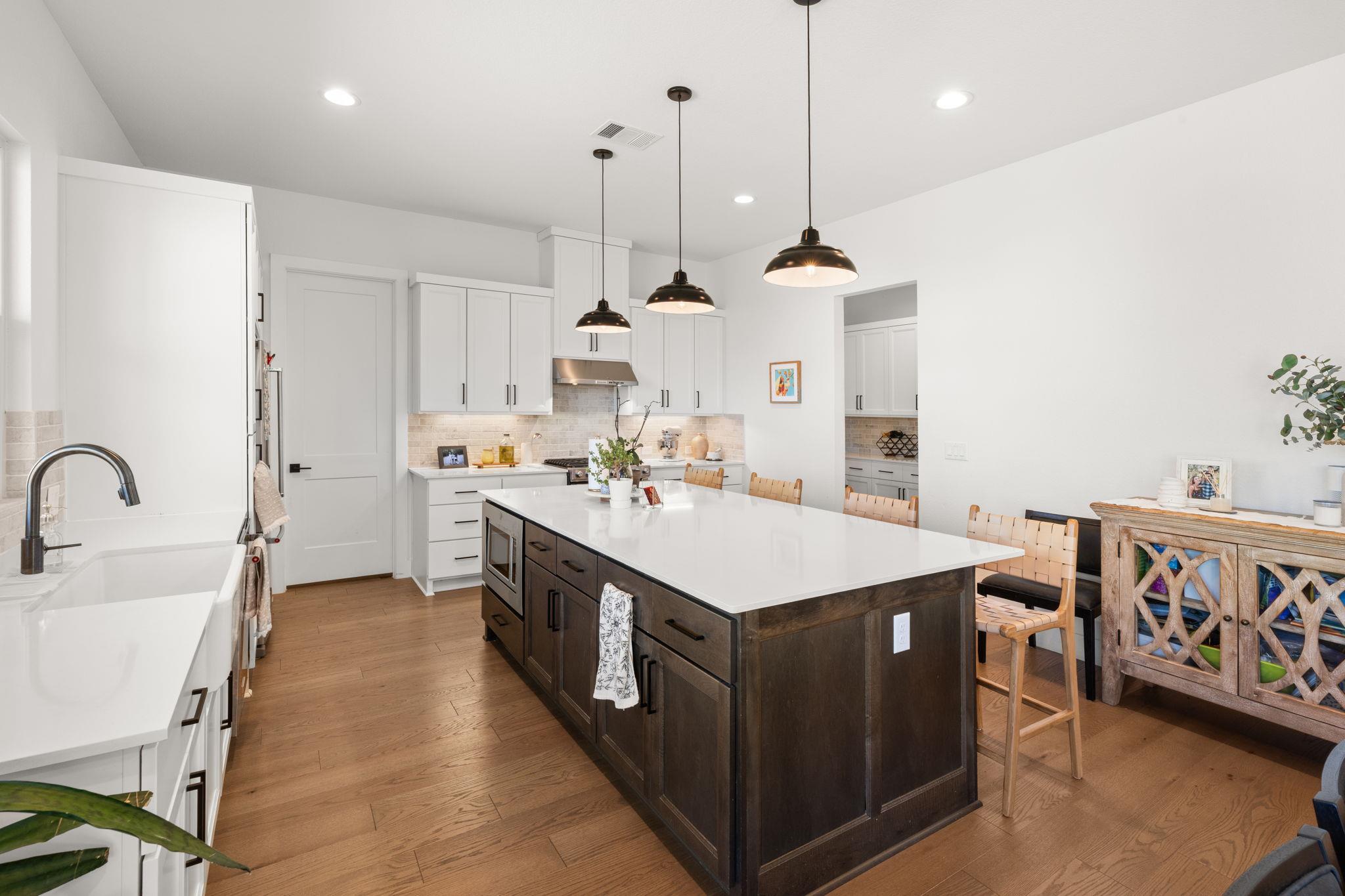 202 Smoke Tree CIR