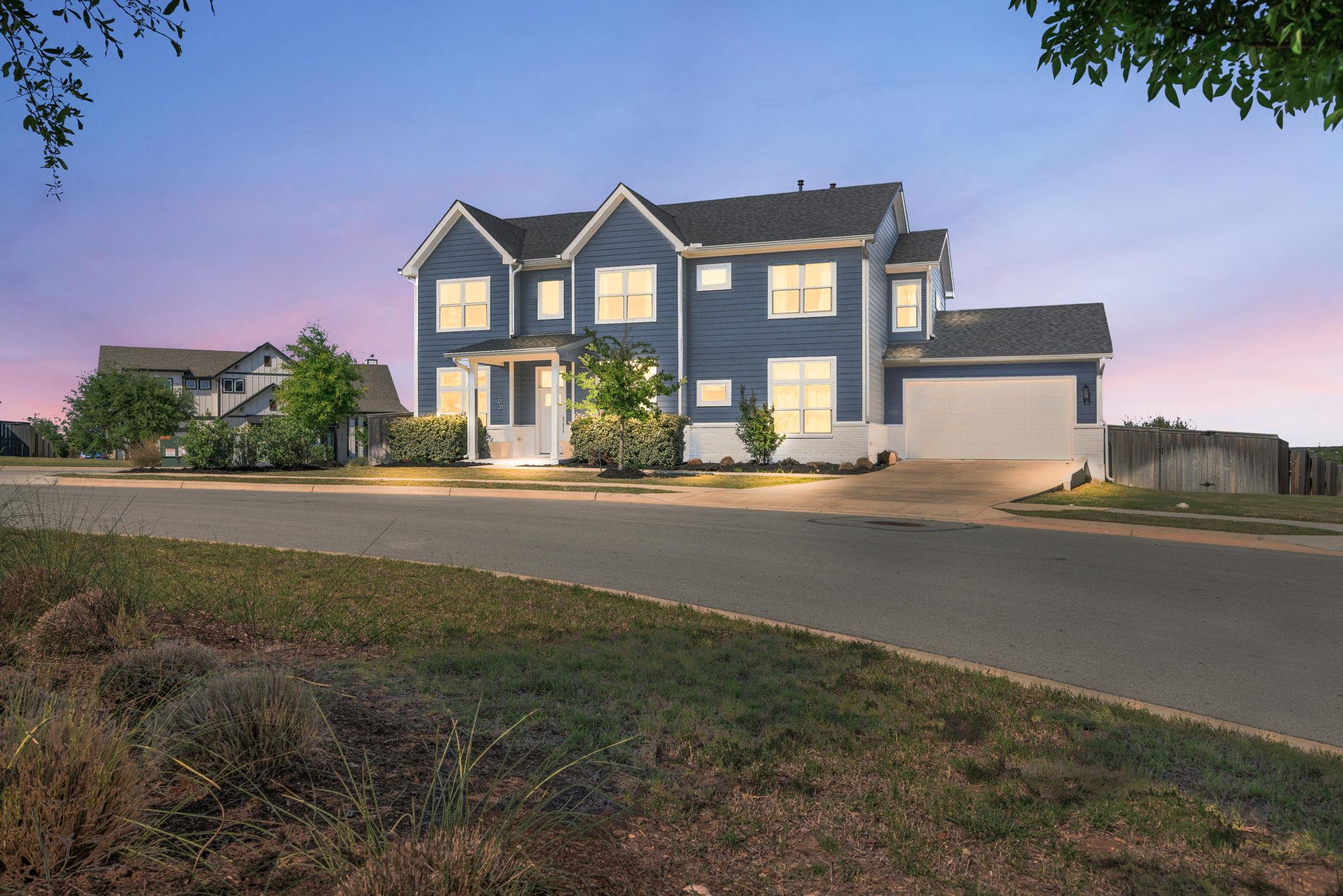 202 Smoke Tree CIR