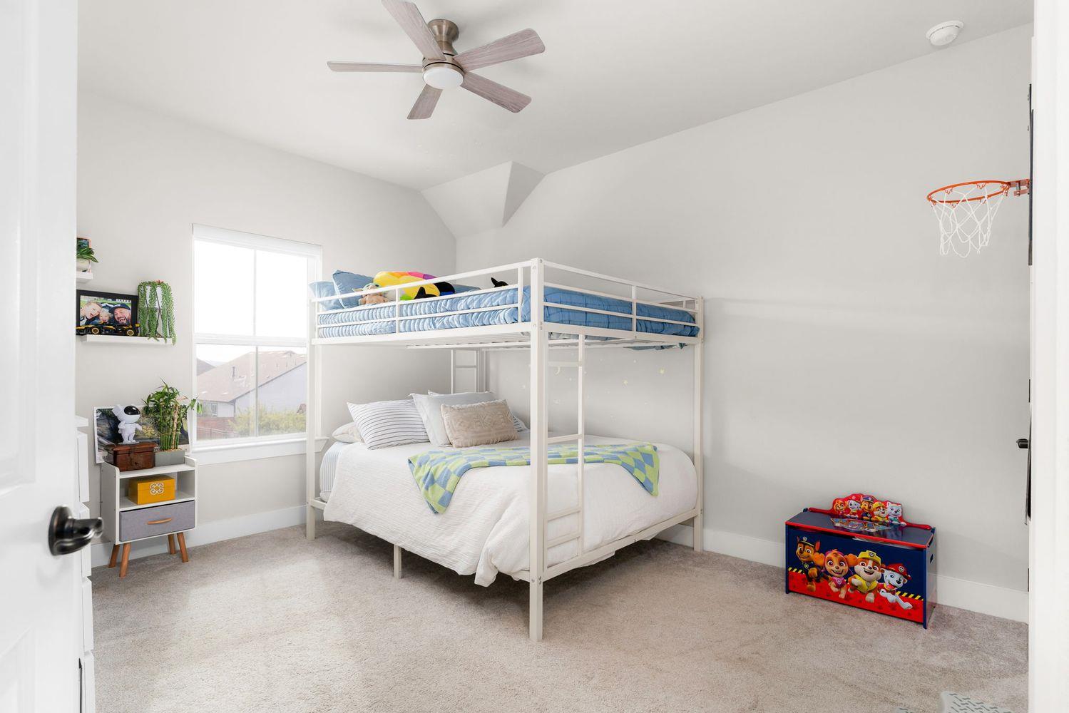 137 Crescent Moon CT