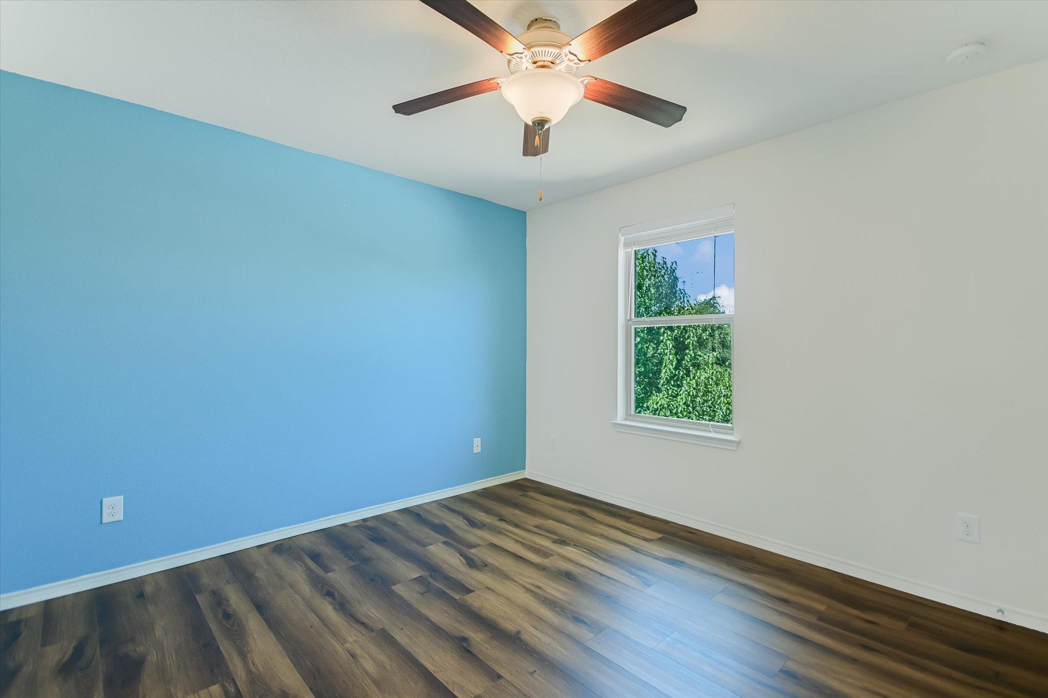 11213 Barns TRL