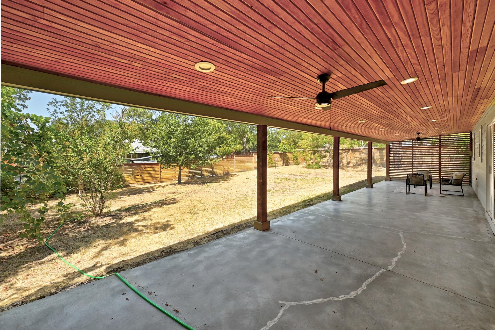 905 Emerald Wood DR