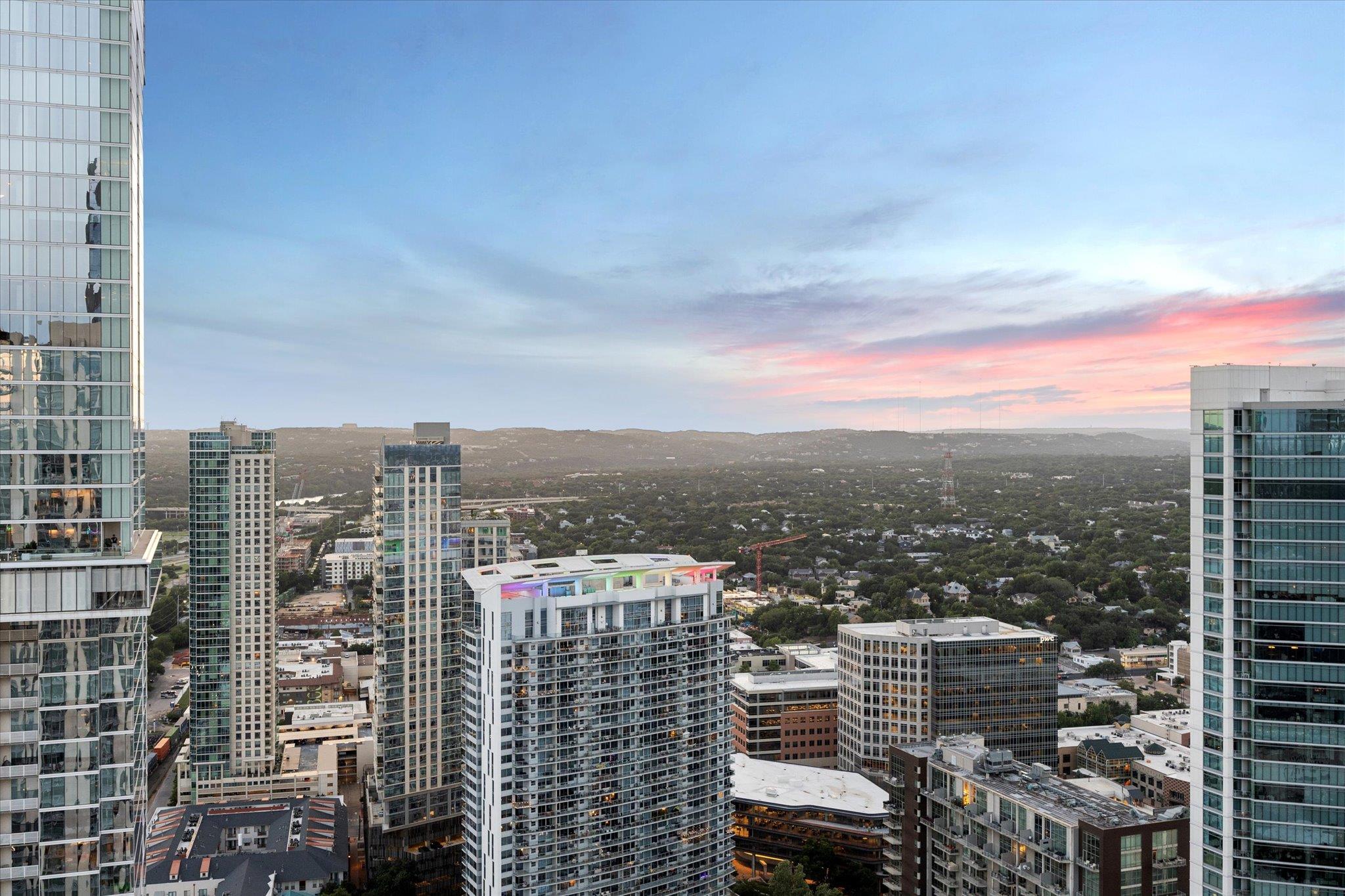 360 Nueces ST # 3910