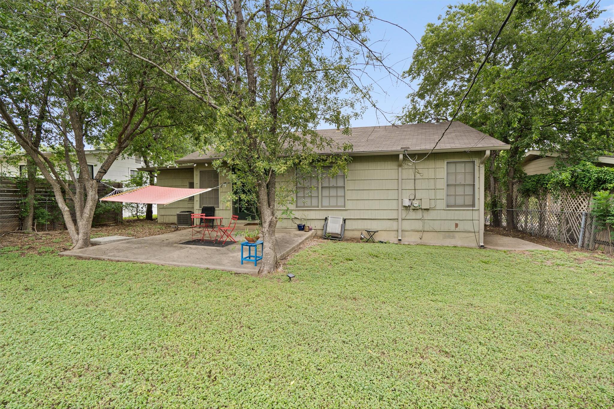 2633 W 45th ST