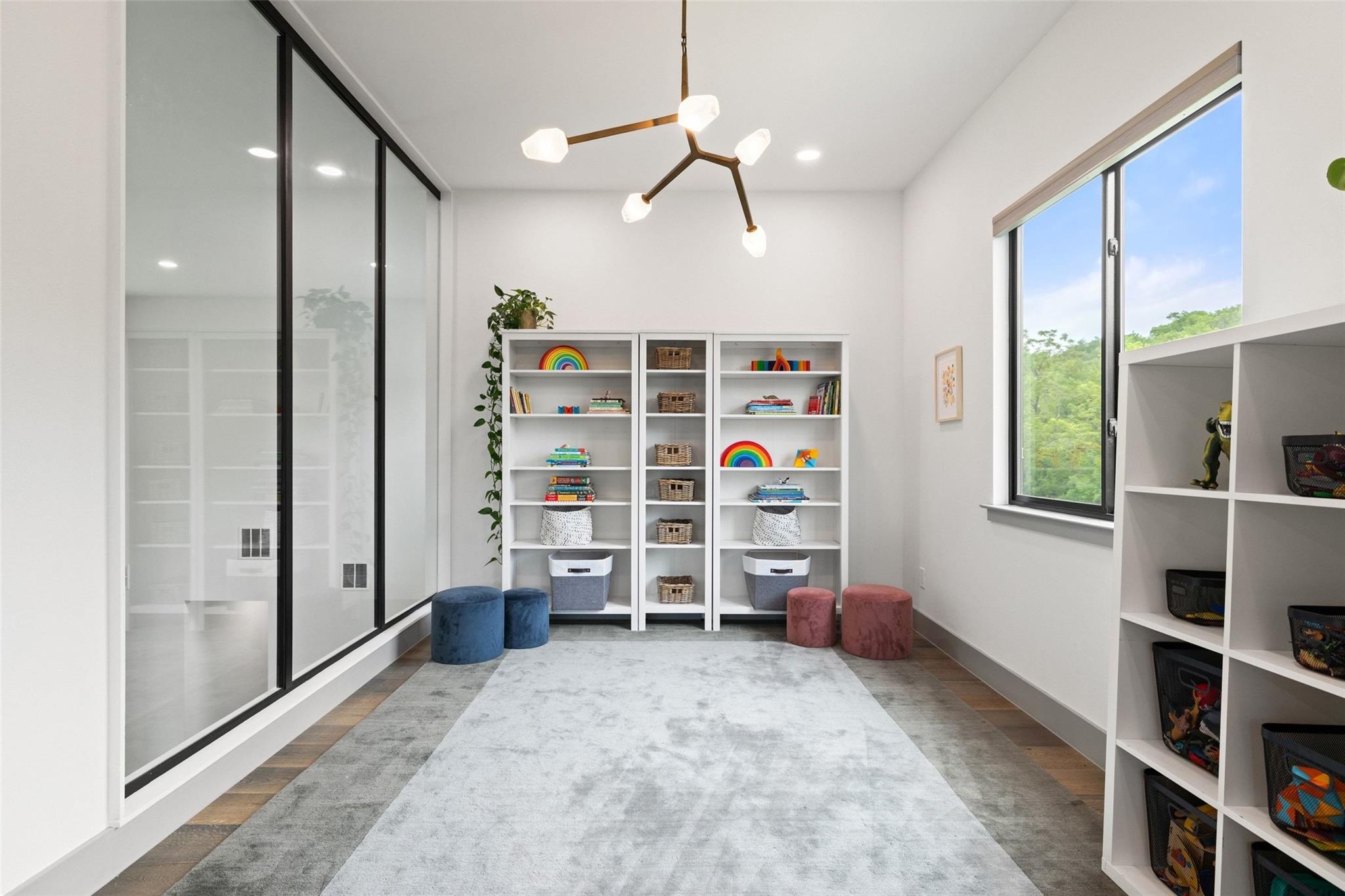 3610 Hillbrook DR