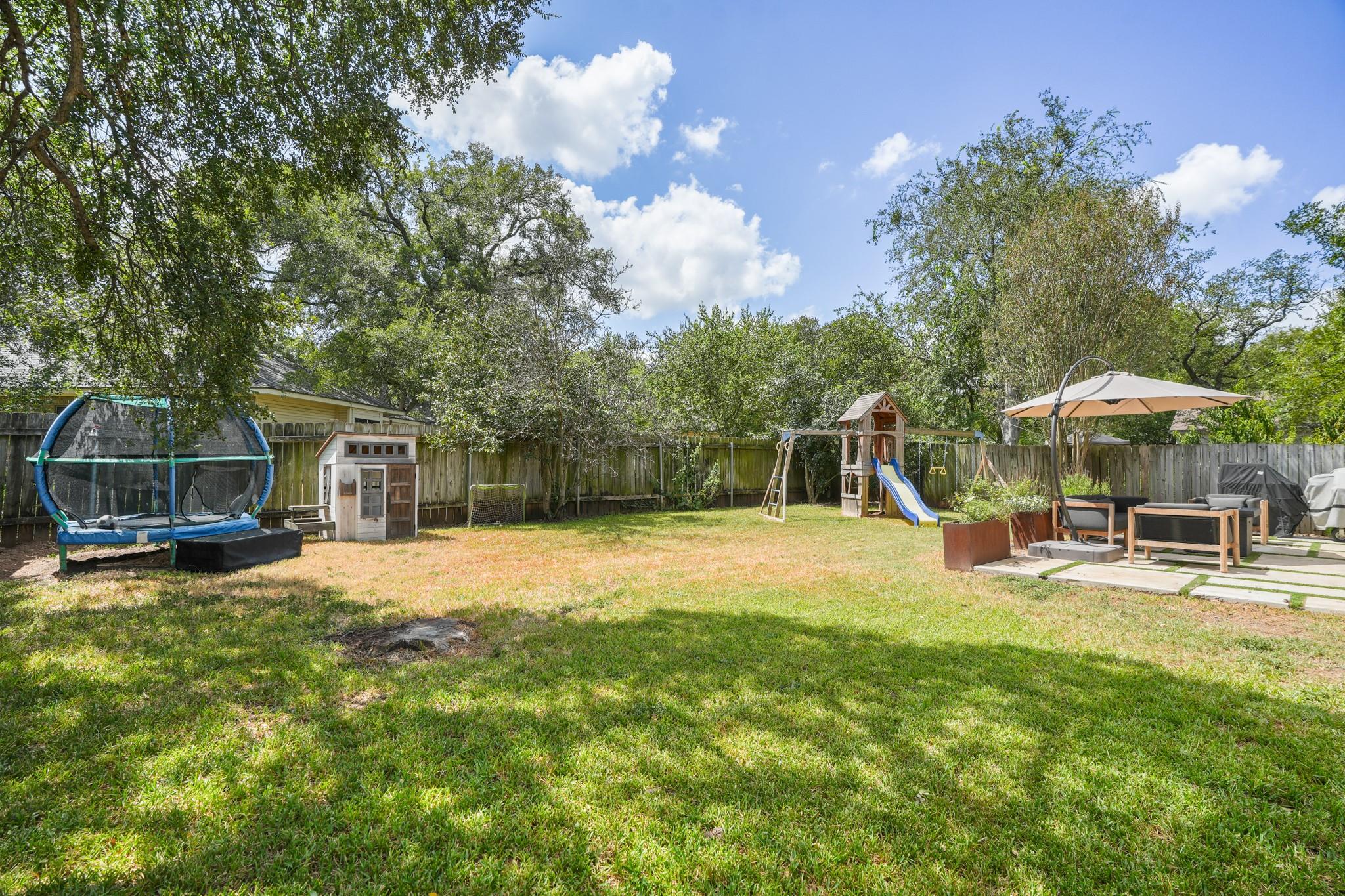 3105 Festus DR