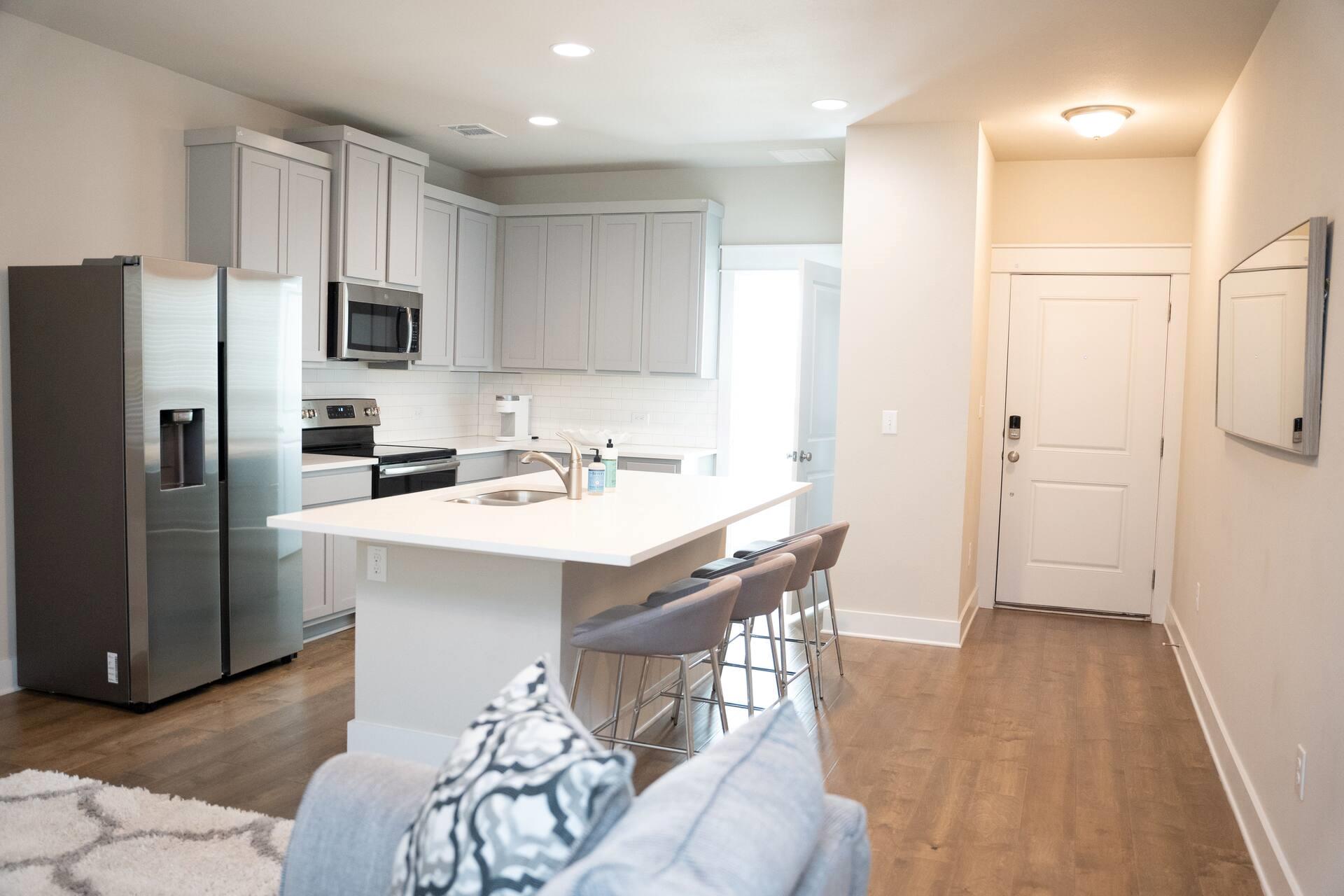 13501 Metric BLVD # 15