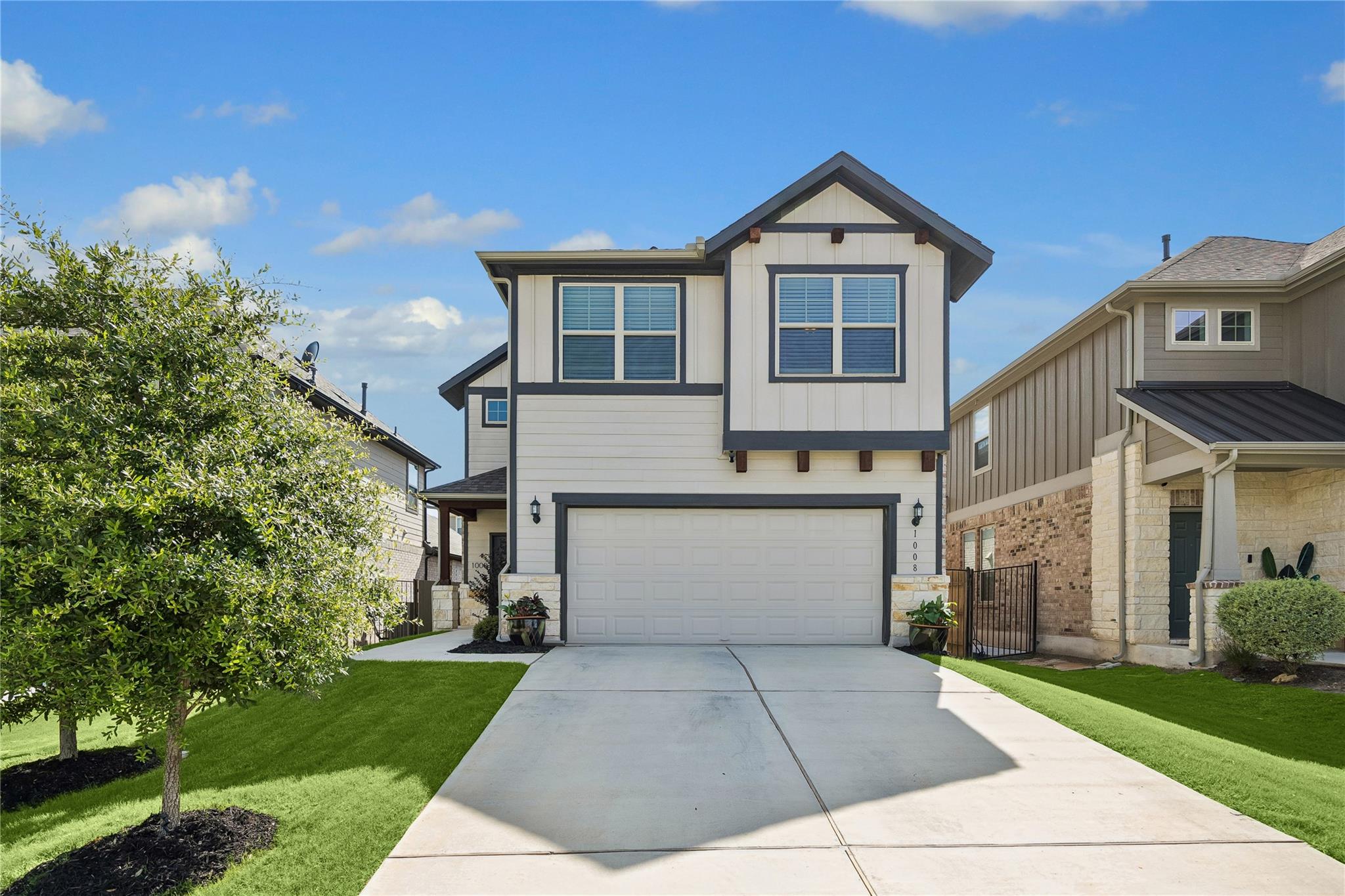 1008 Olinda CT