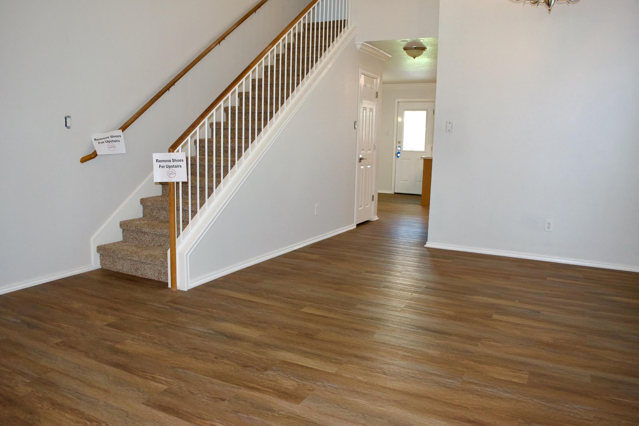 1708 Darjeeling DR