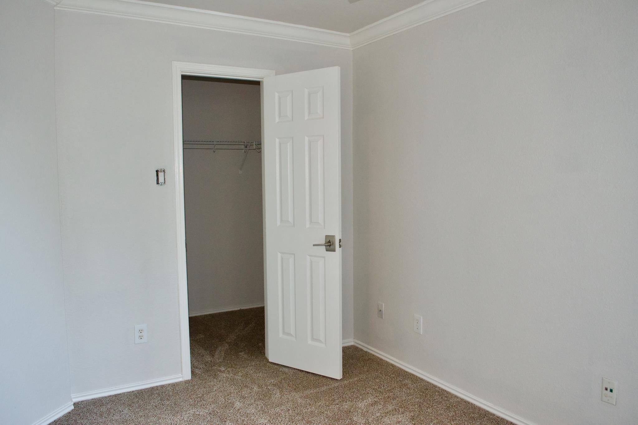 1708 Darjeeling DR