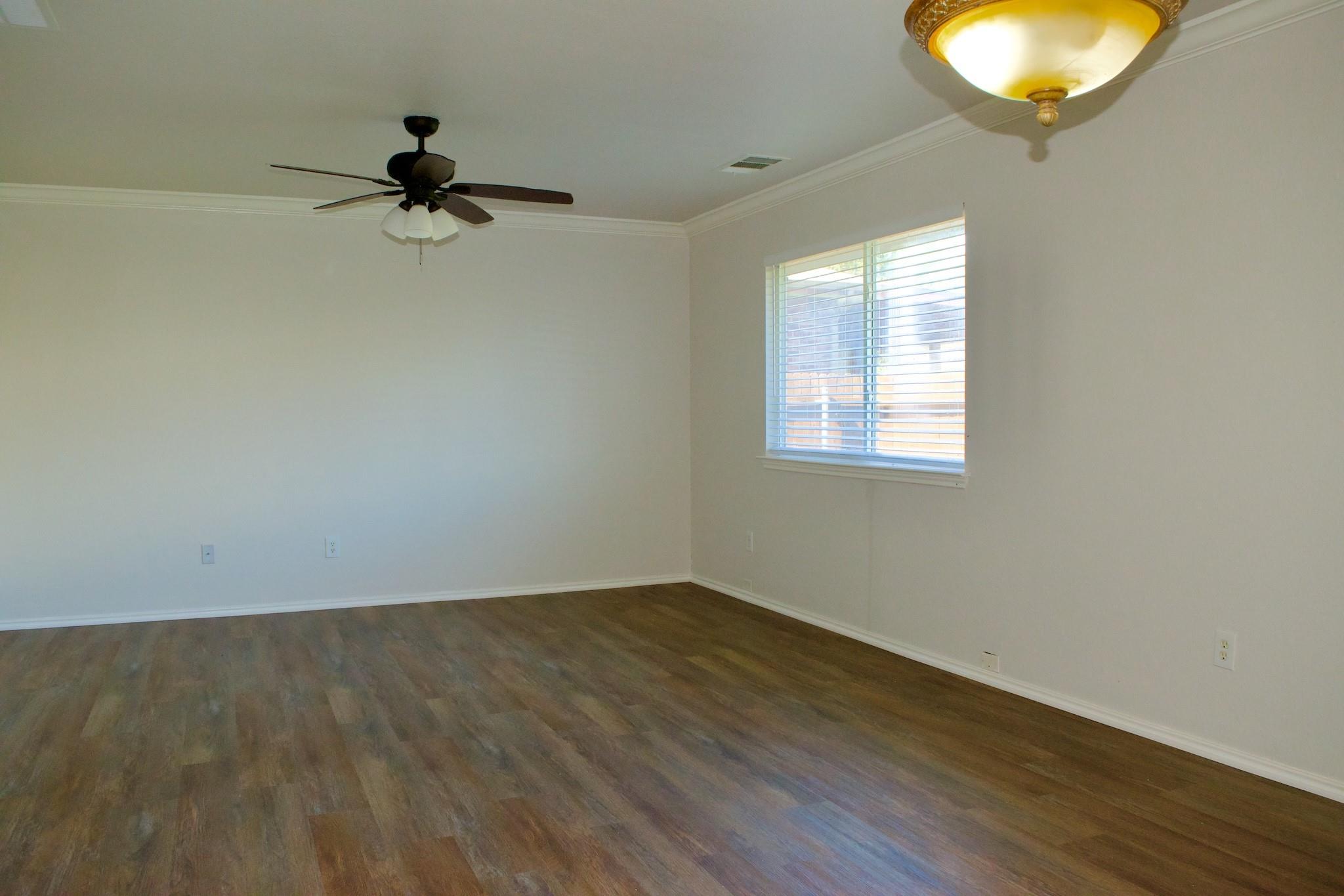 1708 Darjeeling DR