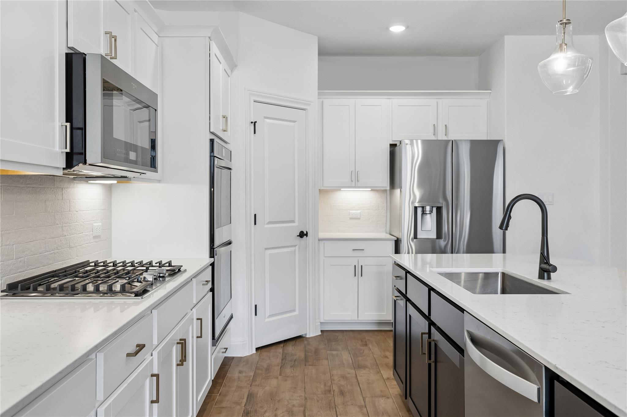 1008 Olinda CT