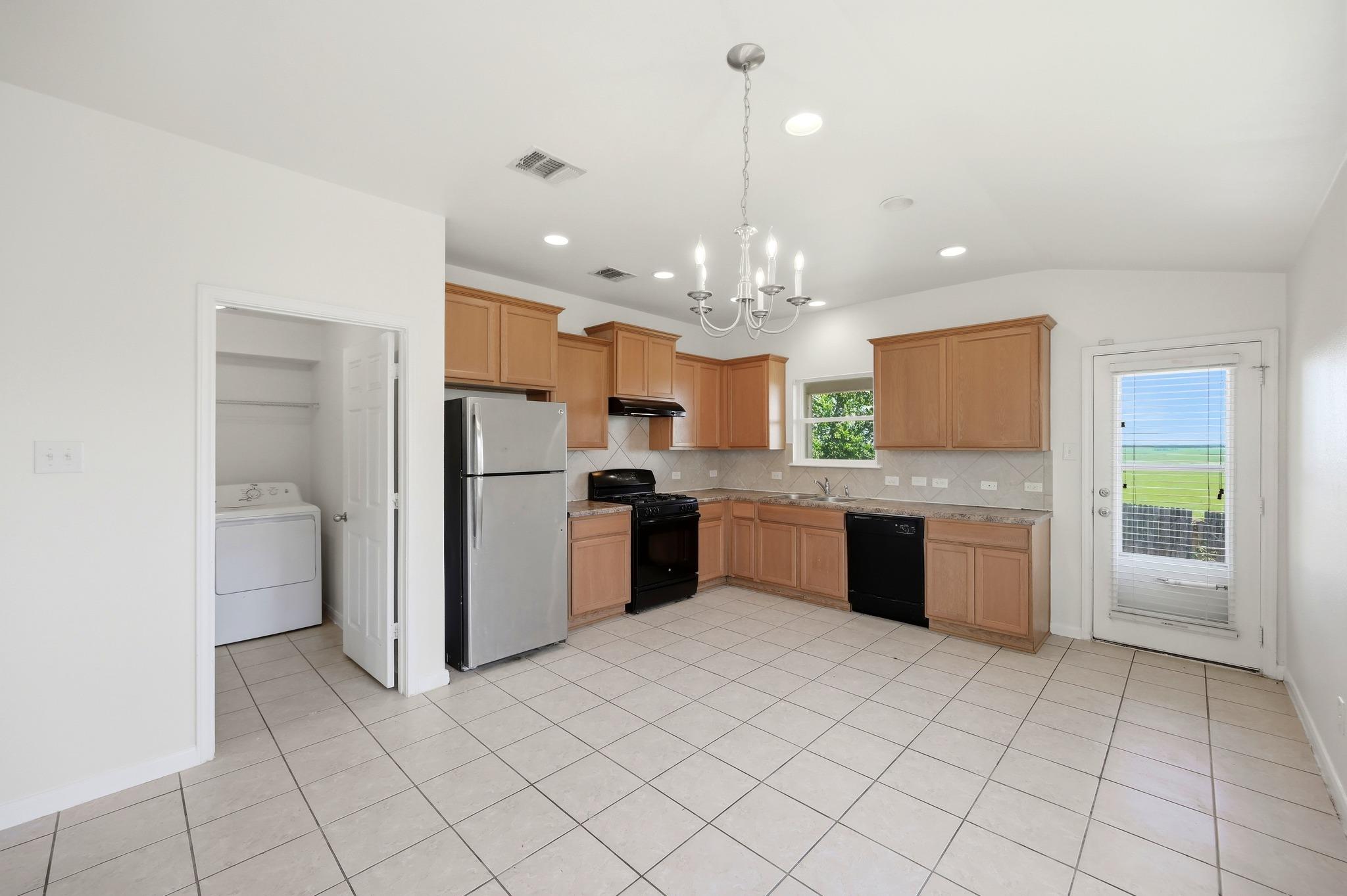 209 Hoya LN