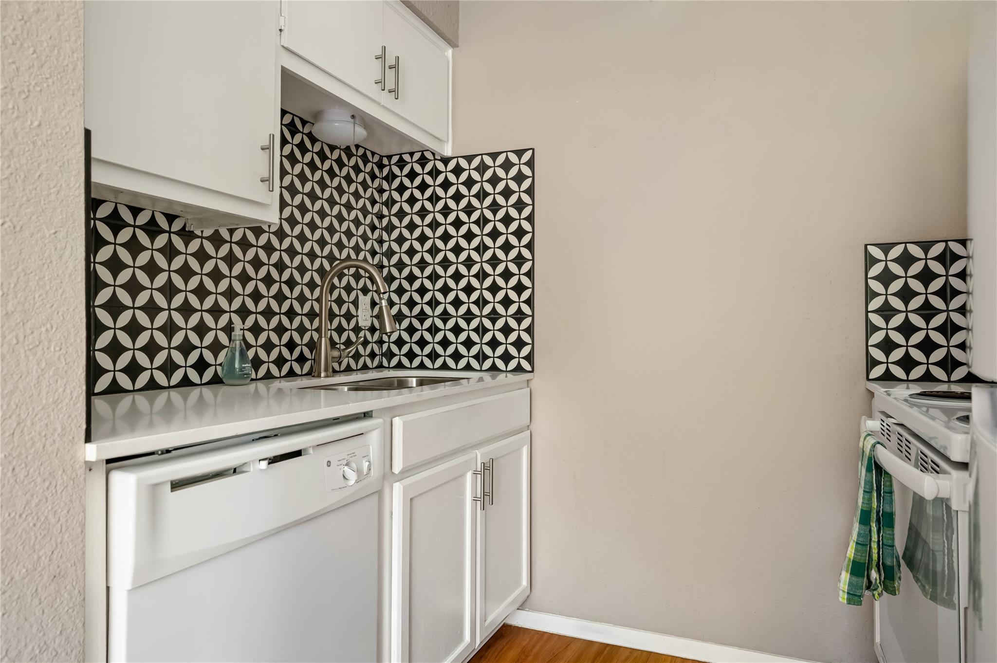 5215 Saint Georges GRN # B