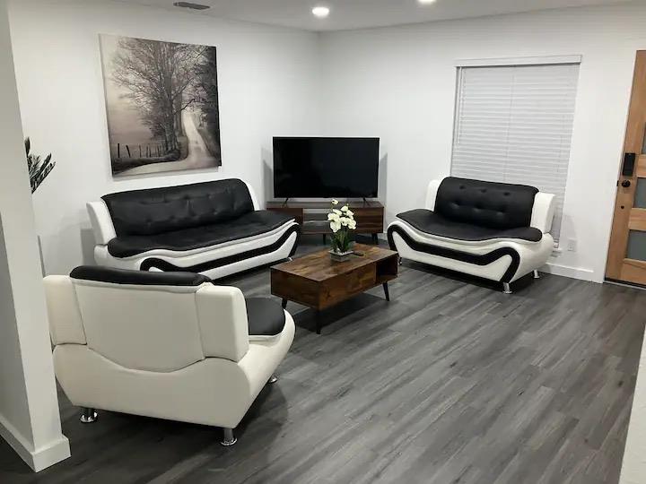 1408 Fairfield DR
