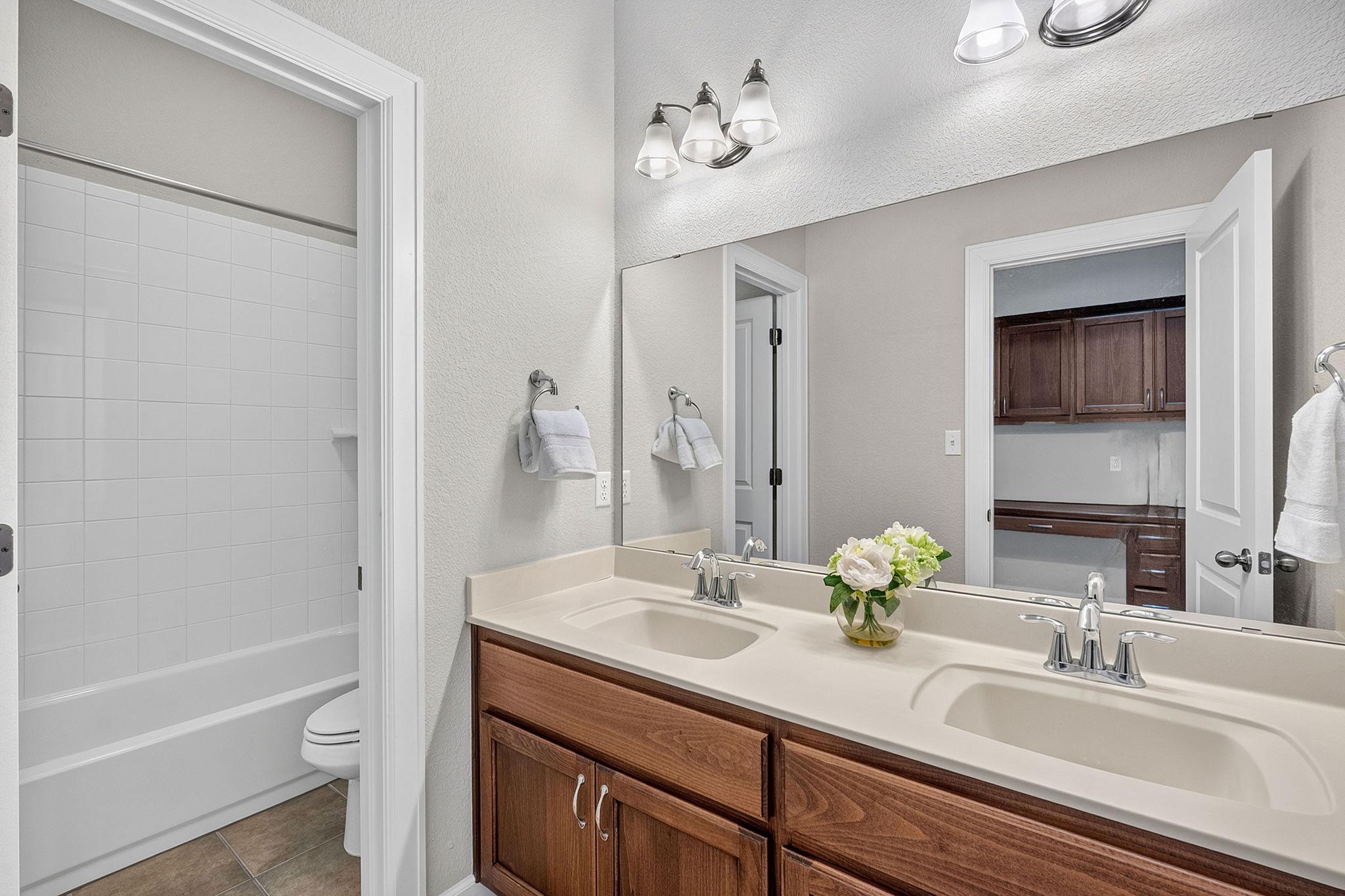 266 Merion DR