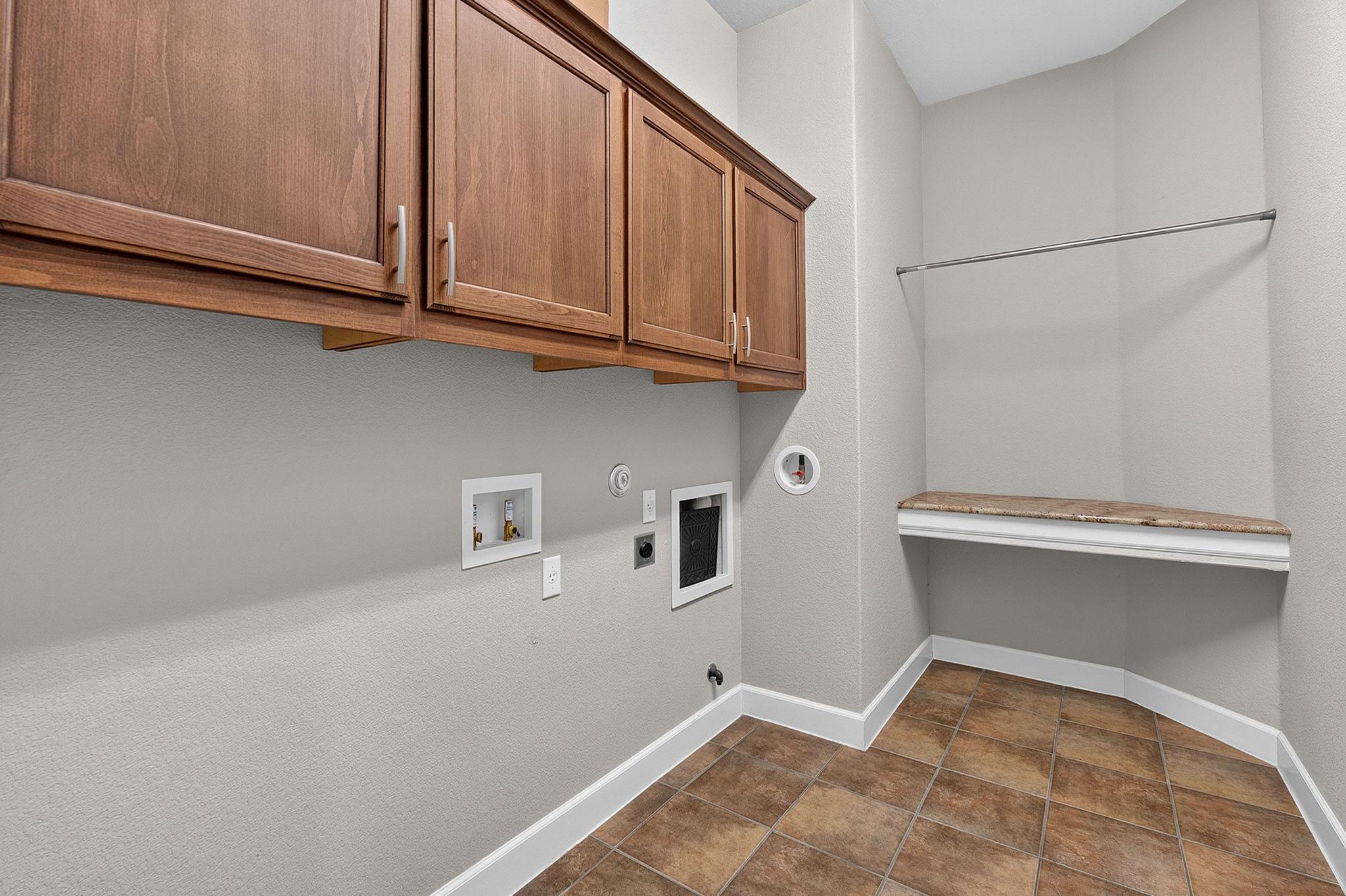 266 Merion DR