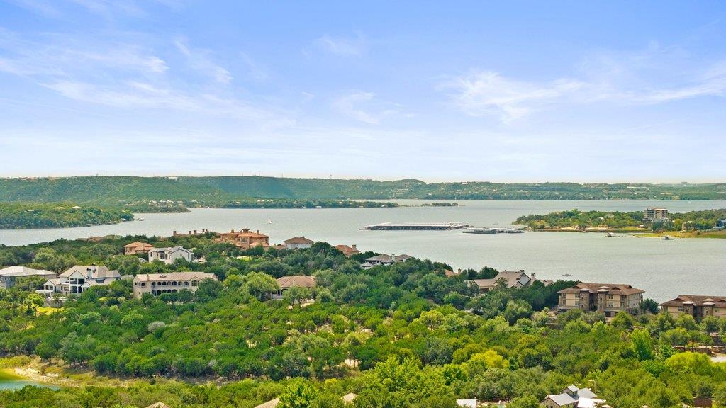 17609 Regatta View DR