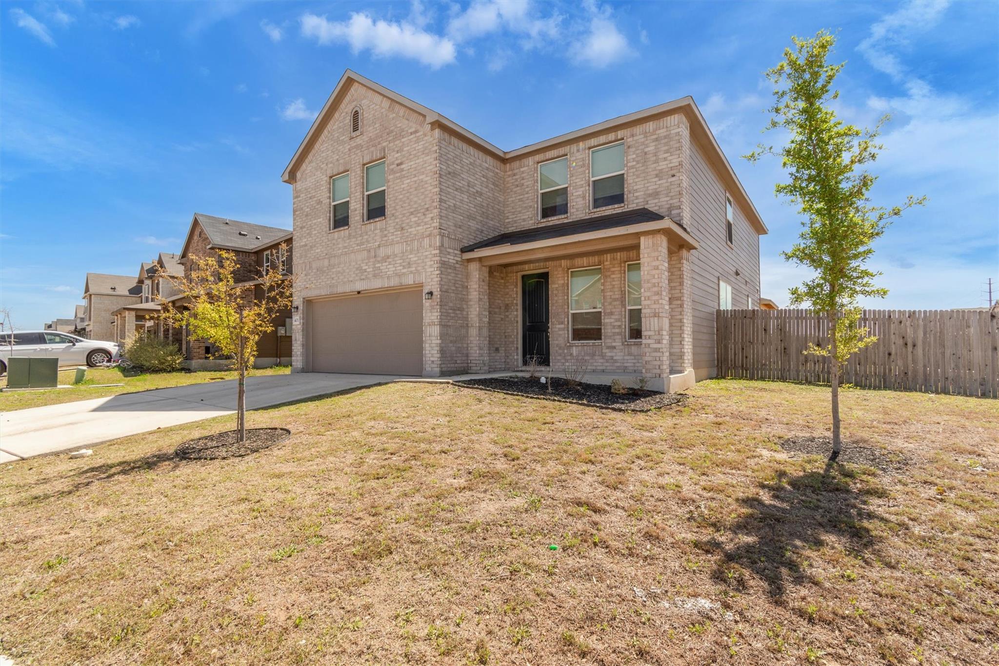 401 Briarfield DR