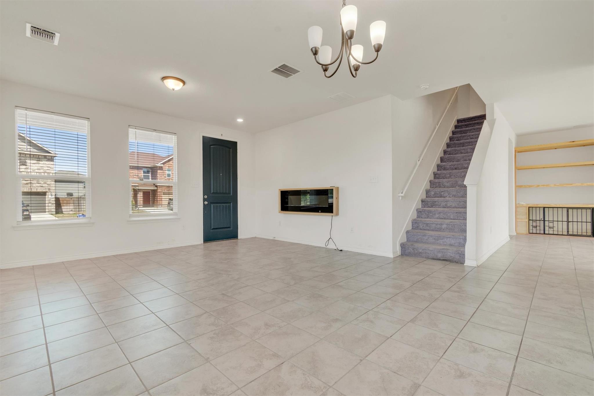 401 Briarfield DR
