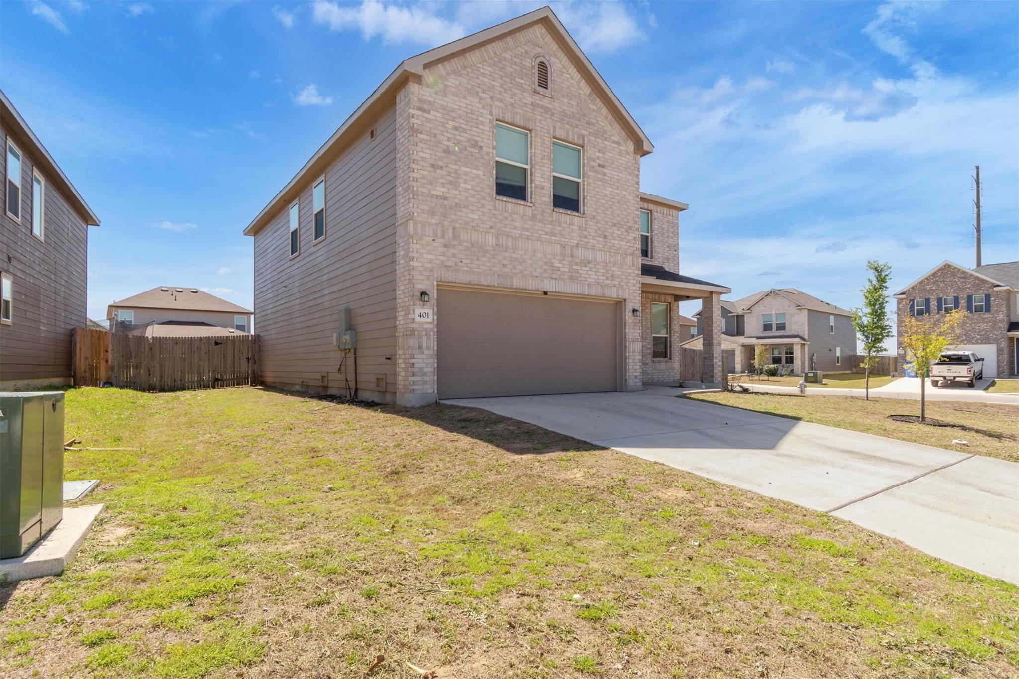 401 Briarfield DR