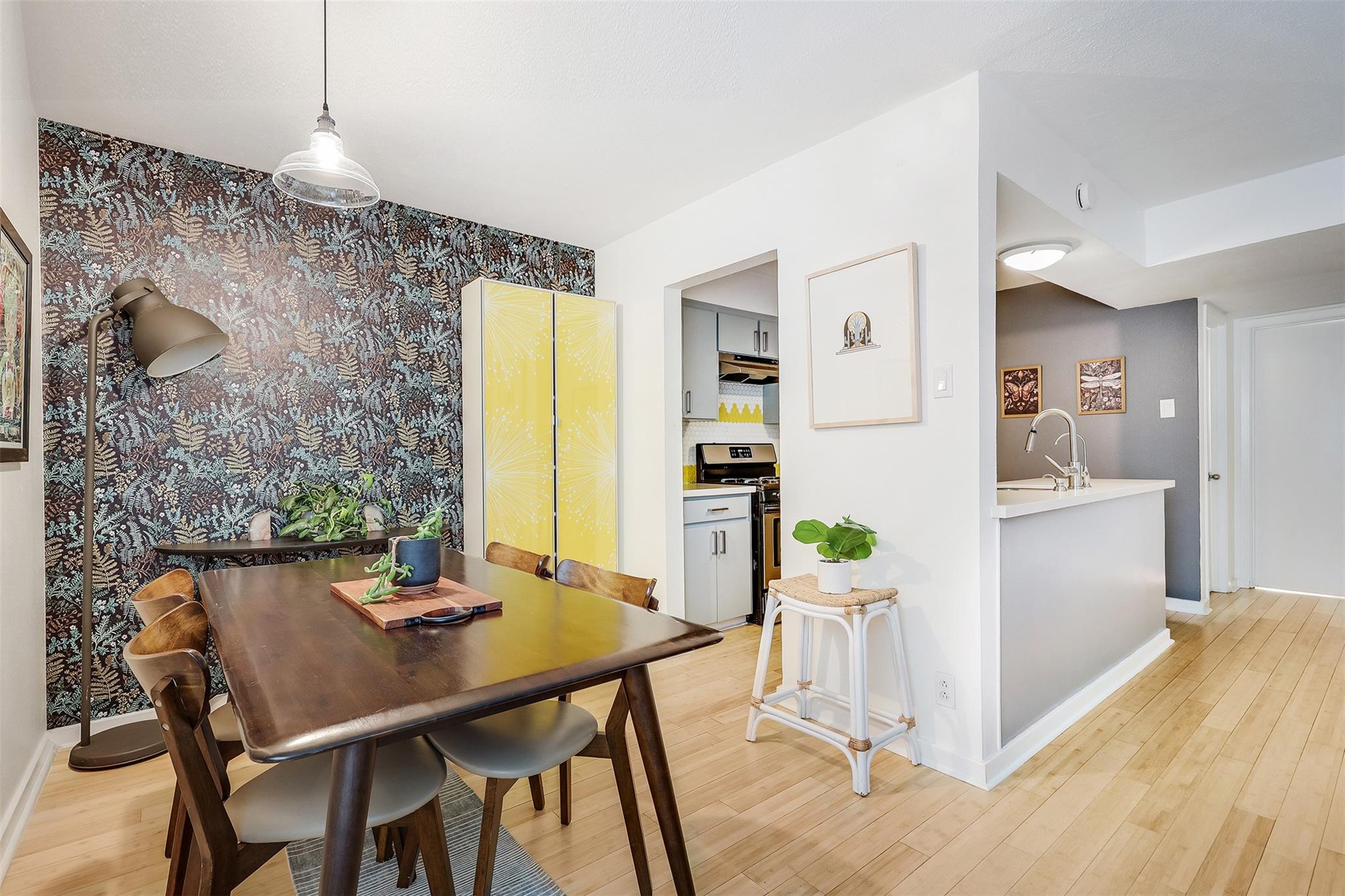2303 E Side DR # 201